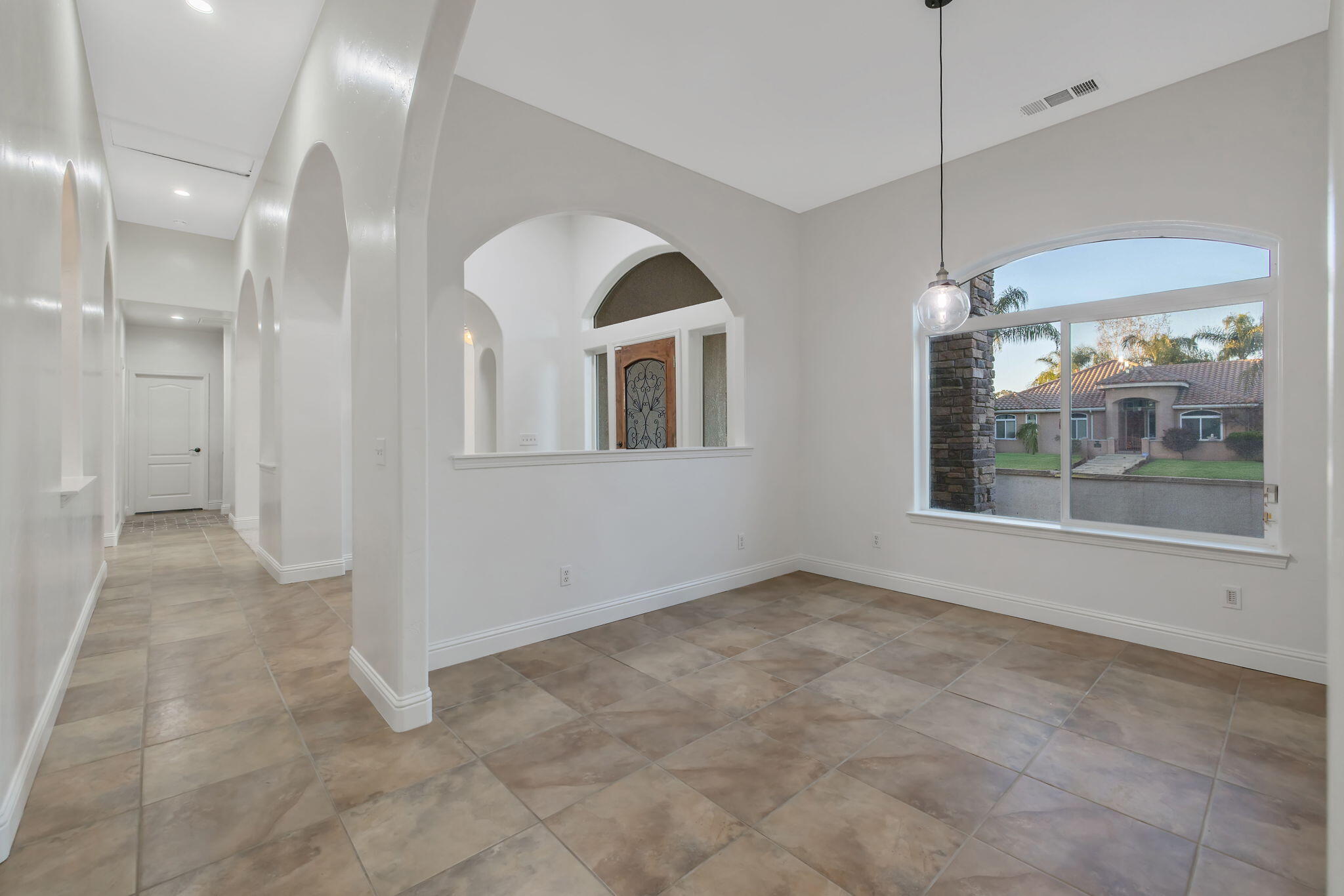 4421 E Douglas Ave, Visalia, CA 93292