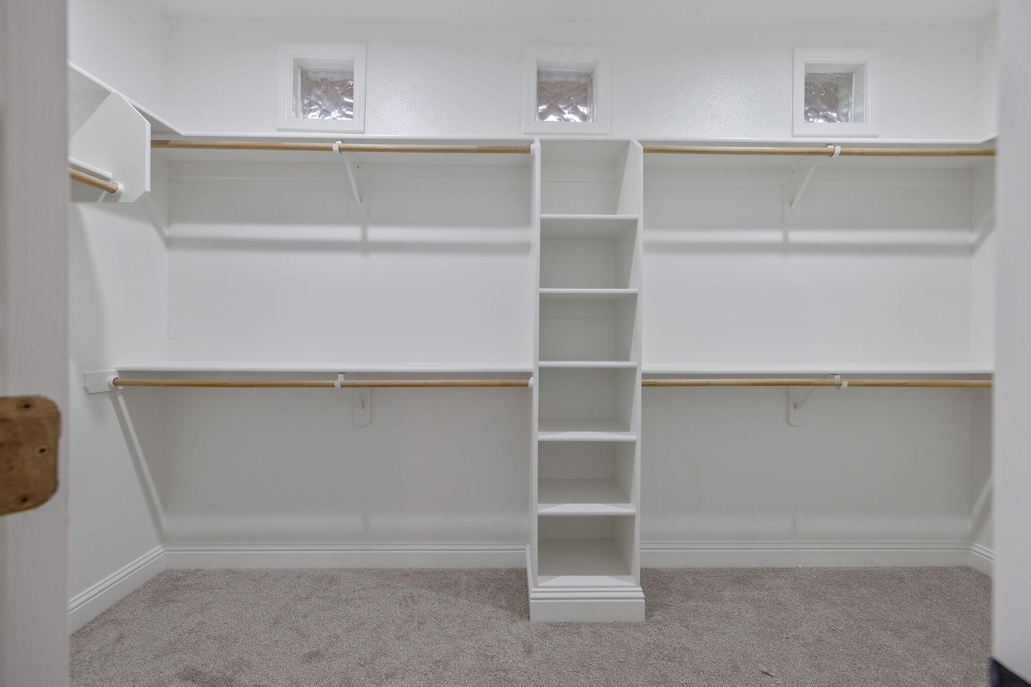 4421 E Douglas Ave, Visalia, CA 93292