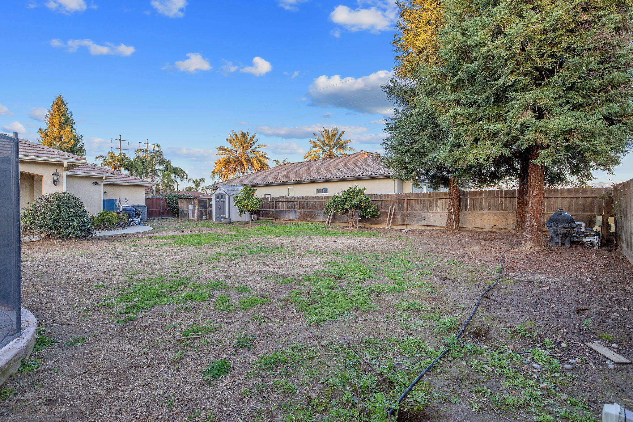 4421 E Douglas Ave, Visalia, CA 93292