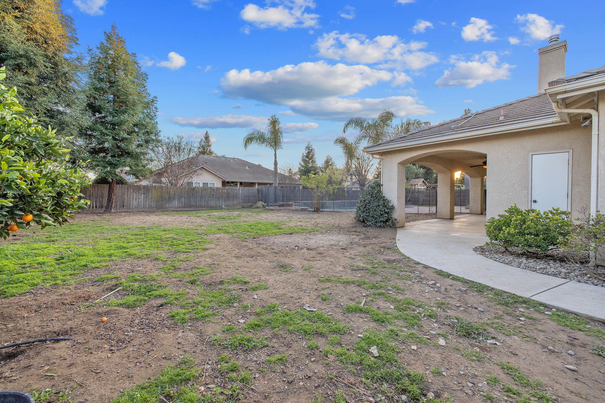 4421 E Douglas Ave, Visalia, CA 93292