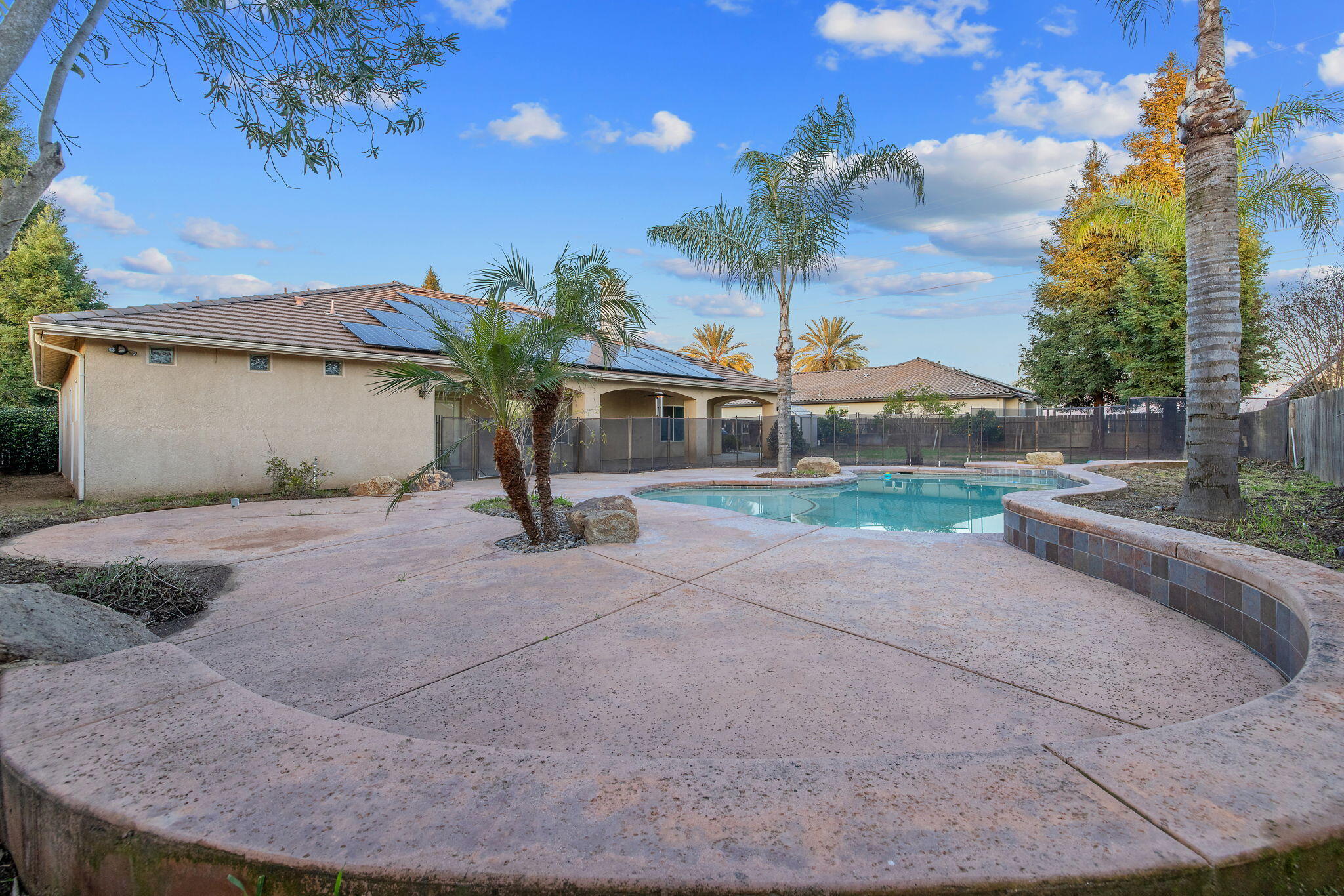 4421 E Douglas Ave, Visalia, CA 93292