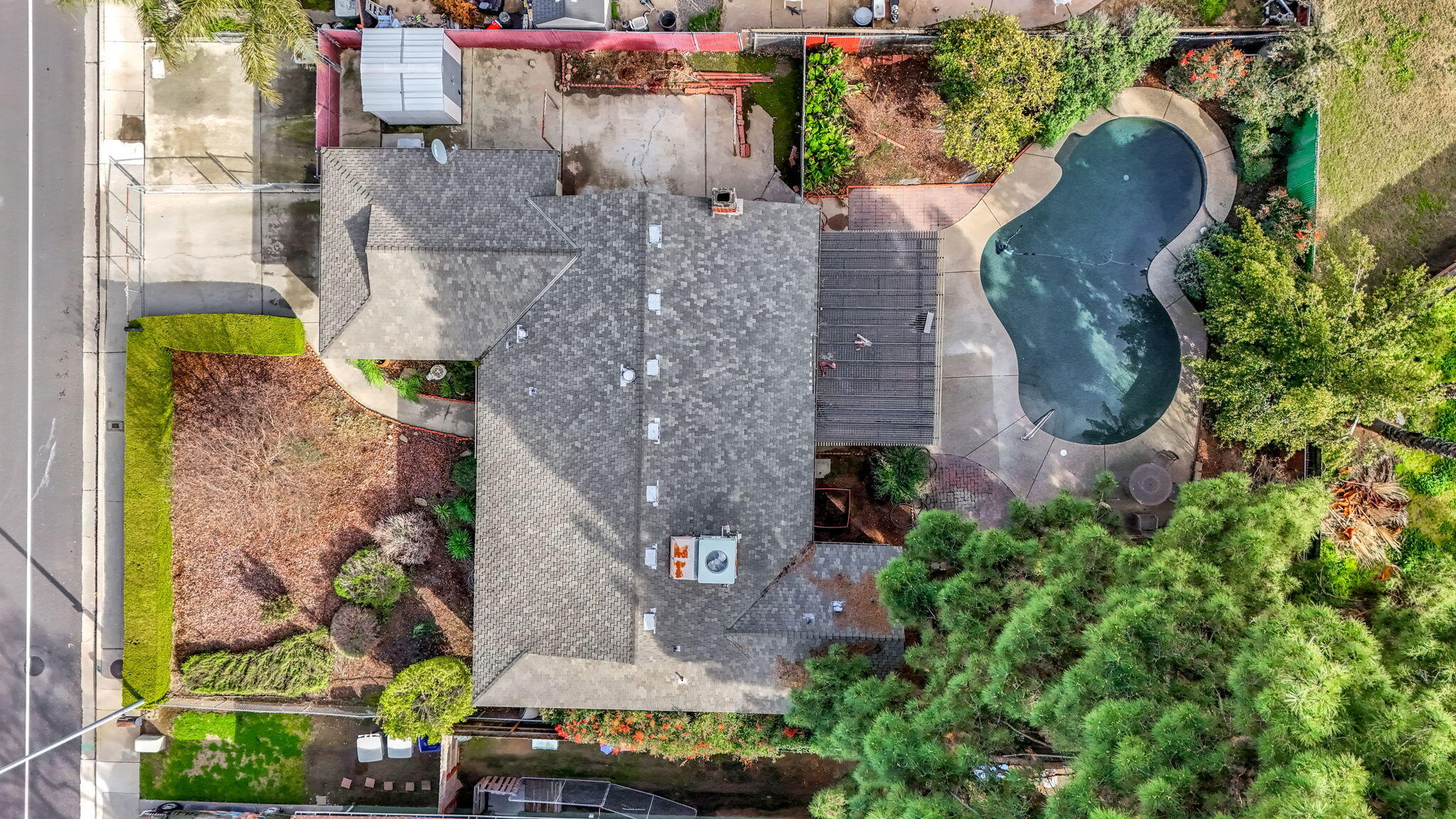 1606 Barstow Ave, Clovis, CA 93611