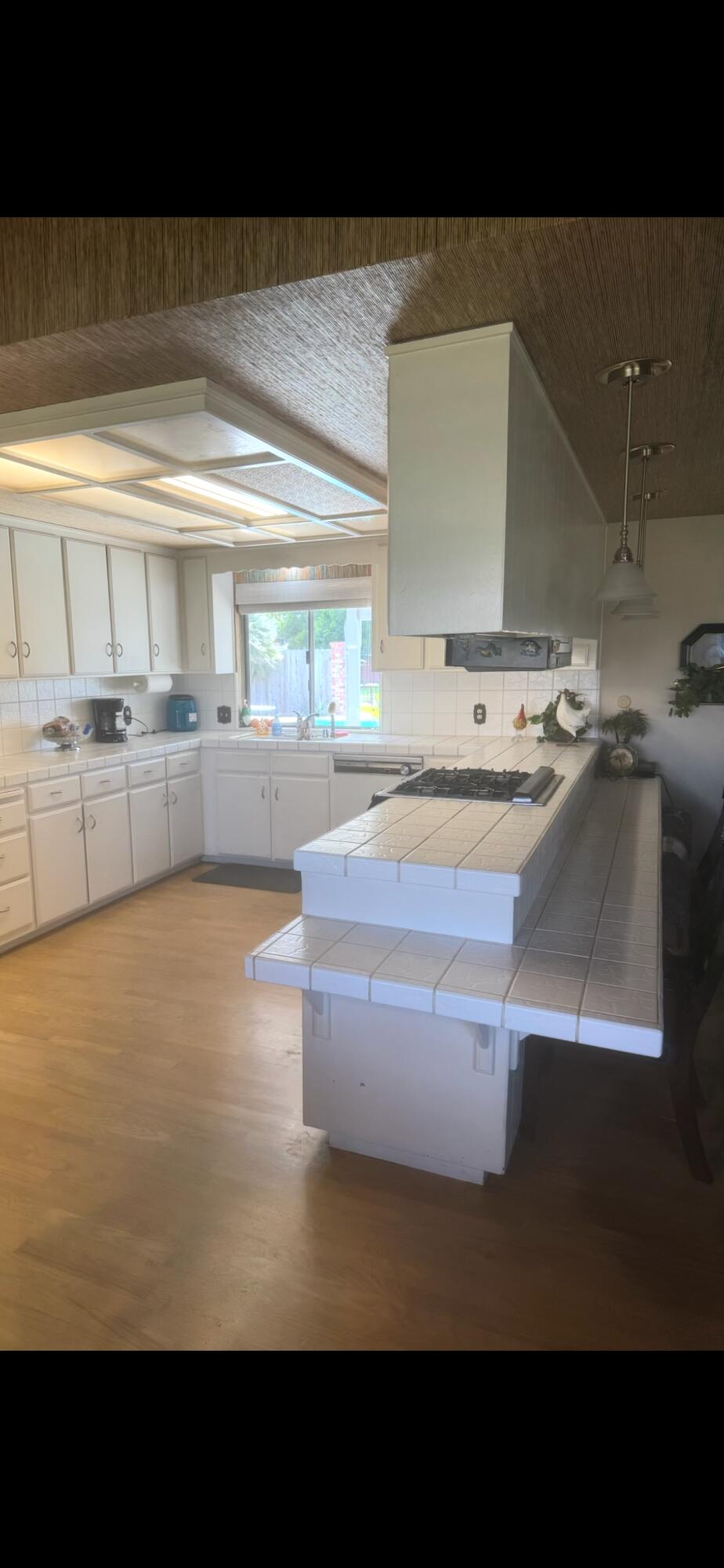 2745 E NE Goshen Ave, Visalia, CA 93292