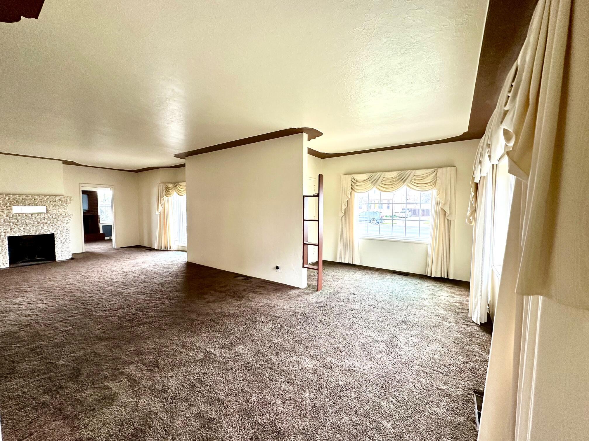 1301 N Douty, Hanford, CA 93230