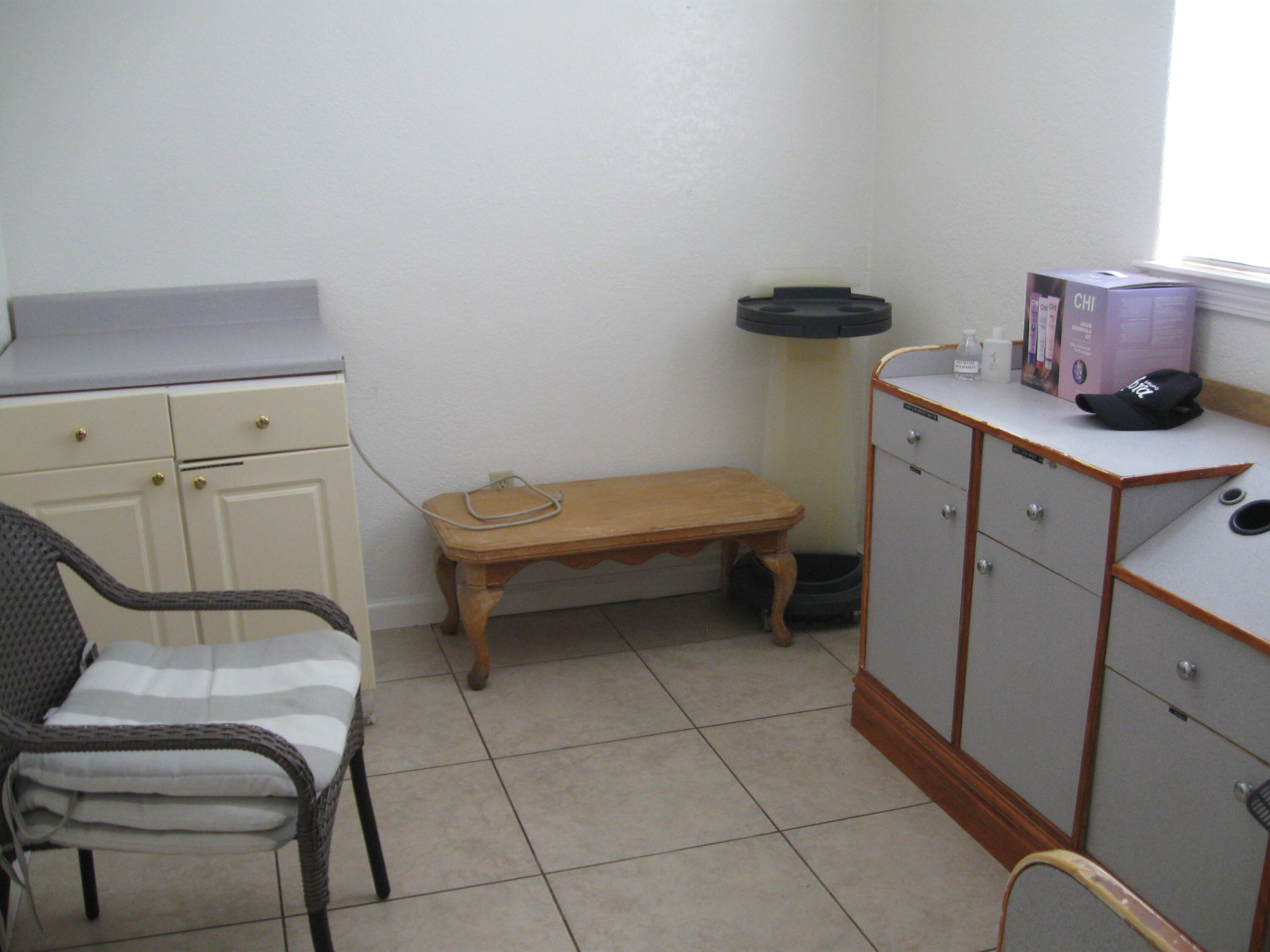 442 N N Farmersville Blvd, Farmersville, CA 93223