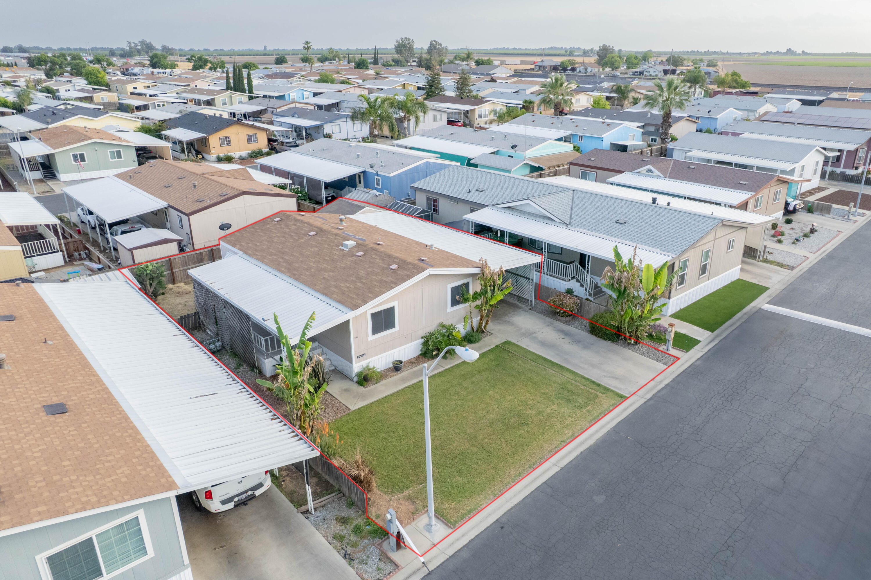 900 E Rankin Rd #119, Tulare, CA 93274