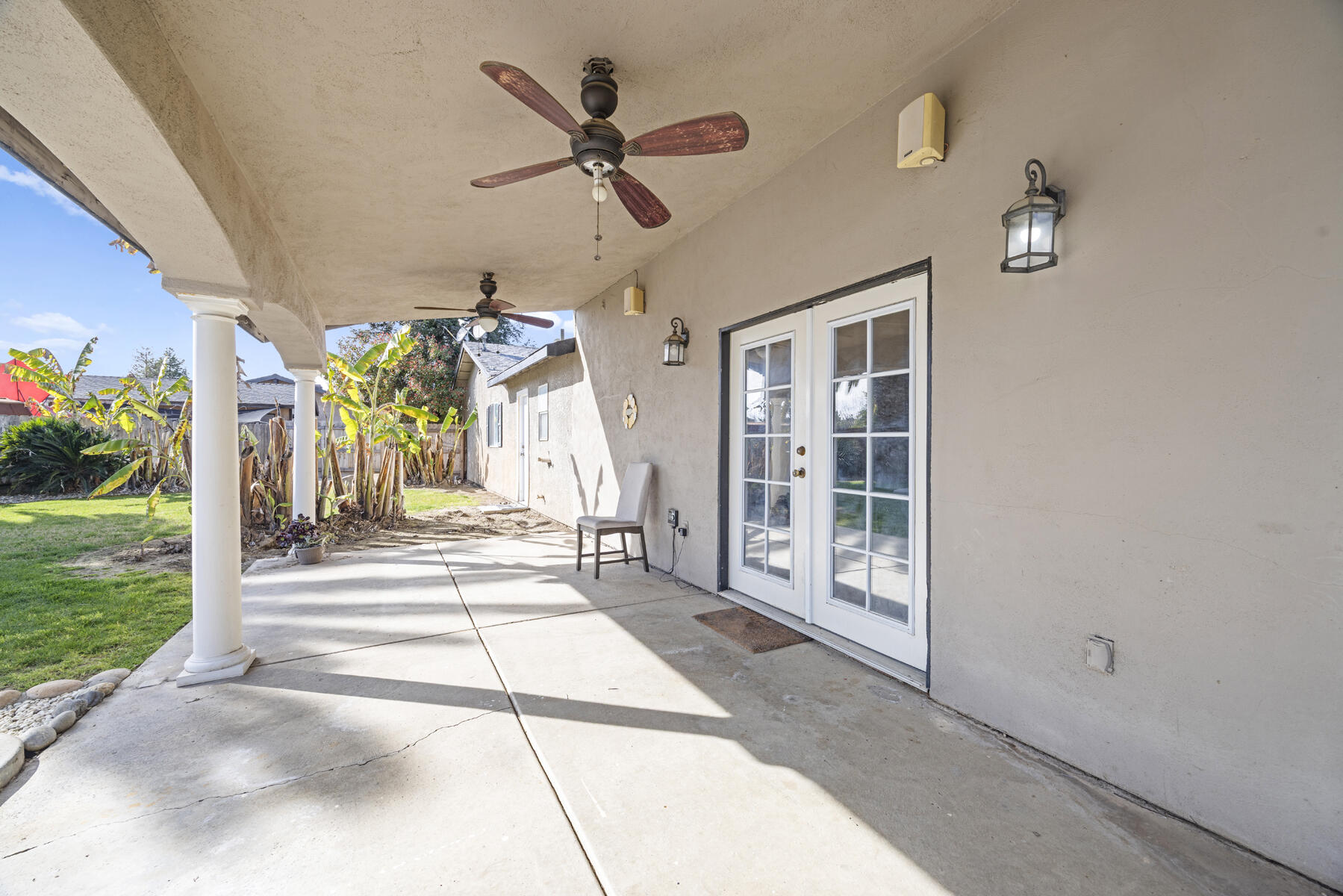 618 Birdsong Ct, Exeter, CA 93221