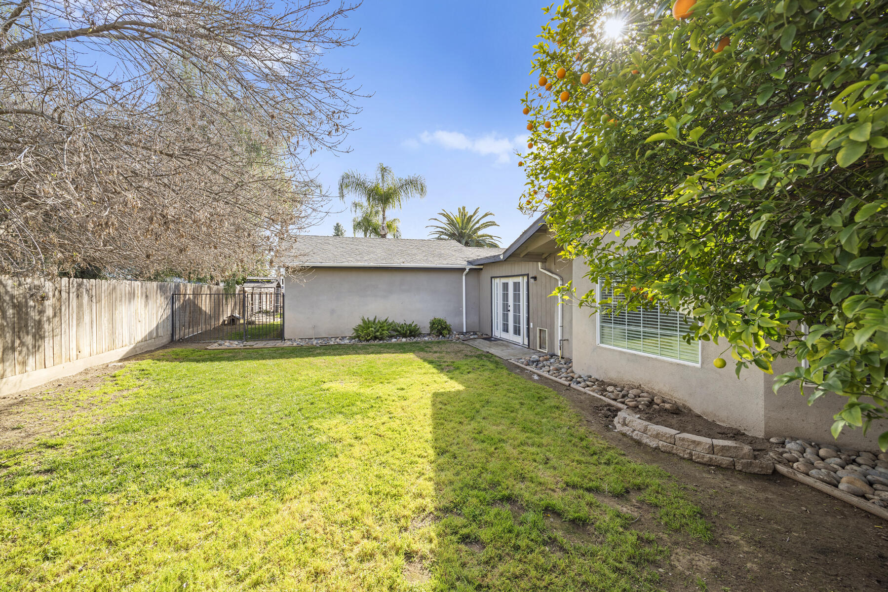 618 Birdsong Ct, Exeter, CA 93221