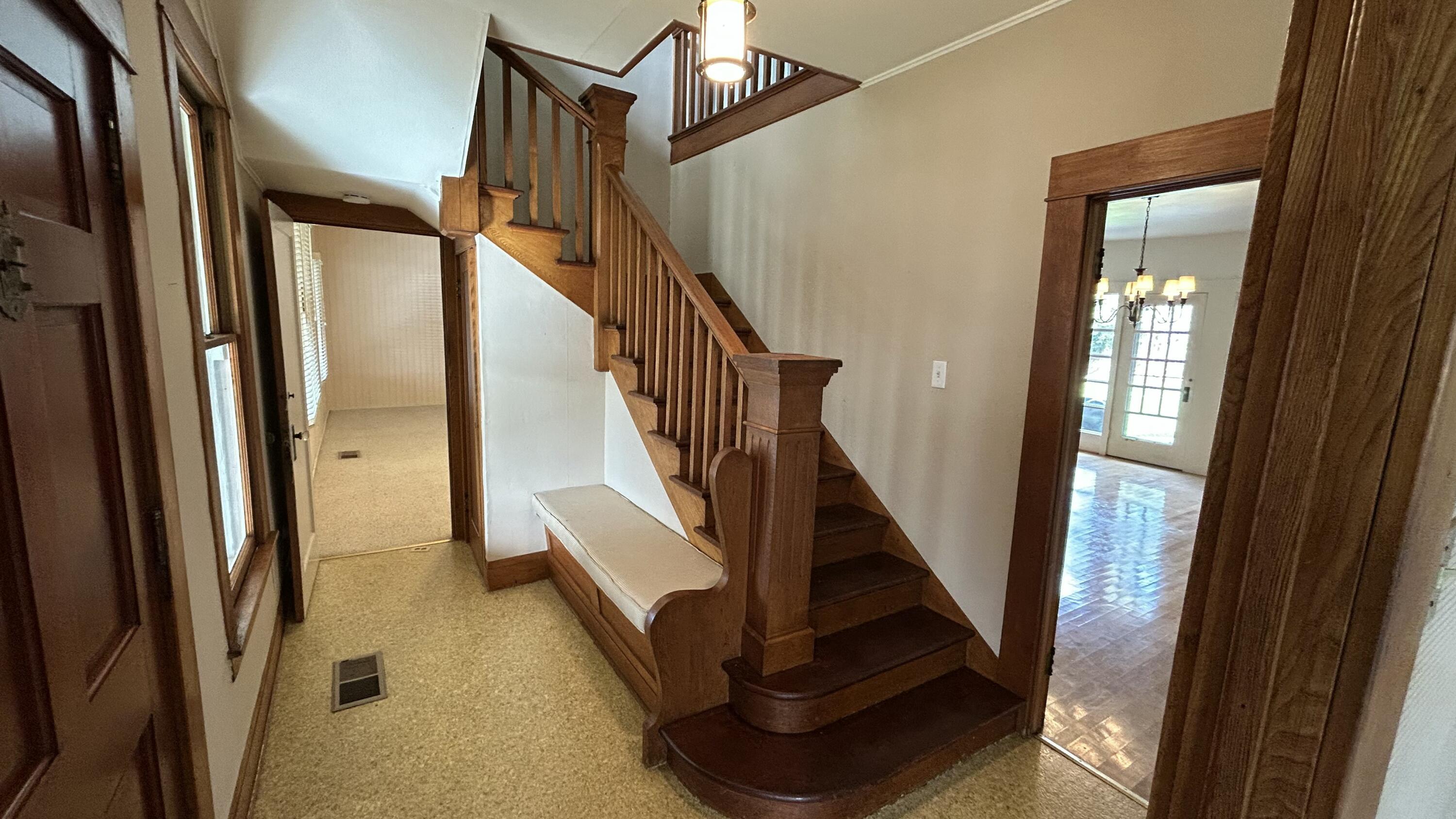 234 S D St, Tulare, CA 93274