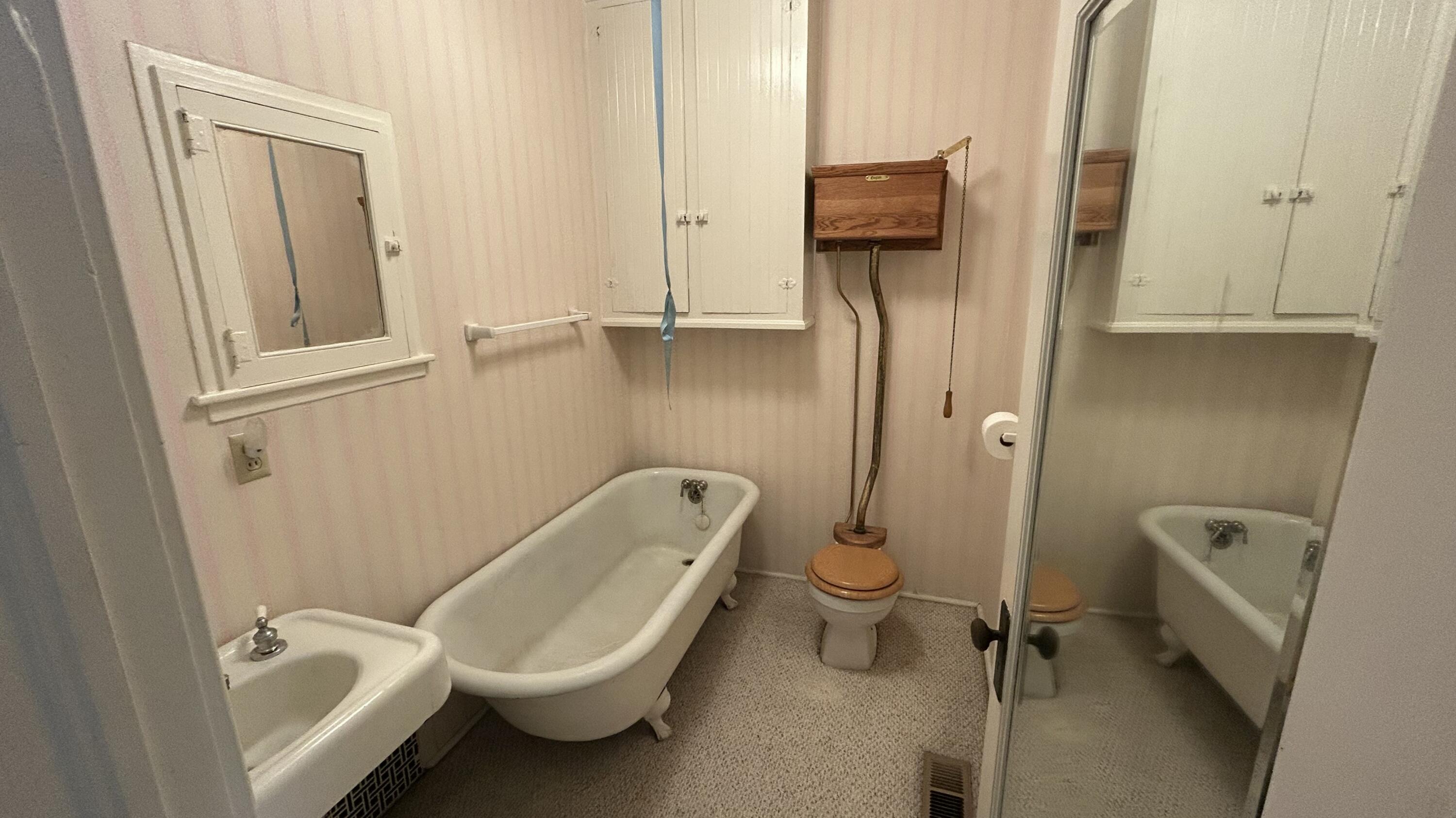 234 S D St, Tulare, CA 93274