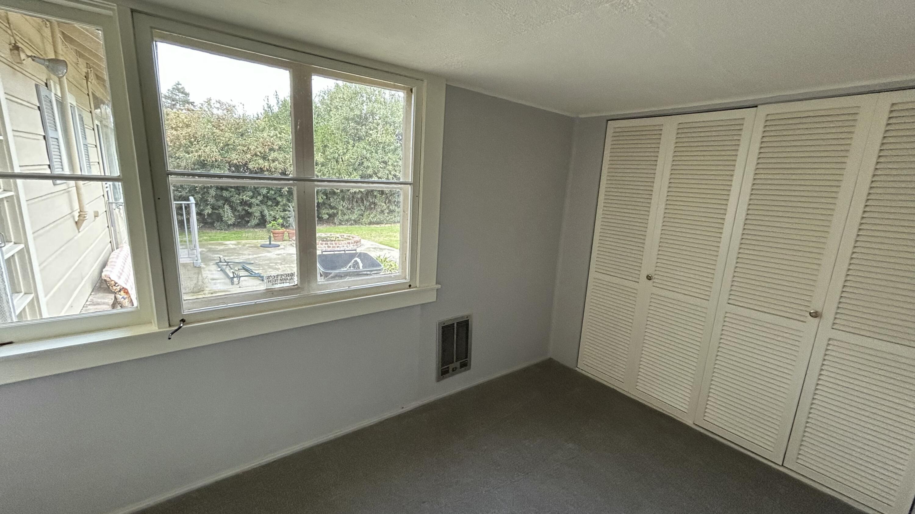 234 S D St, Tulare, CA 93274