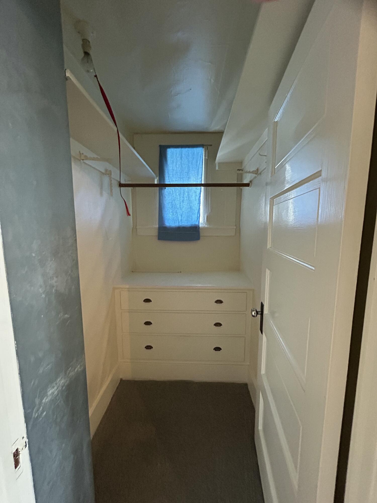 234 S D St, Tulare, CA 93274