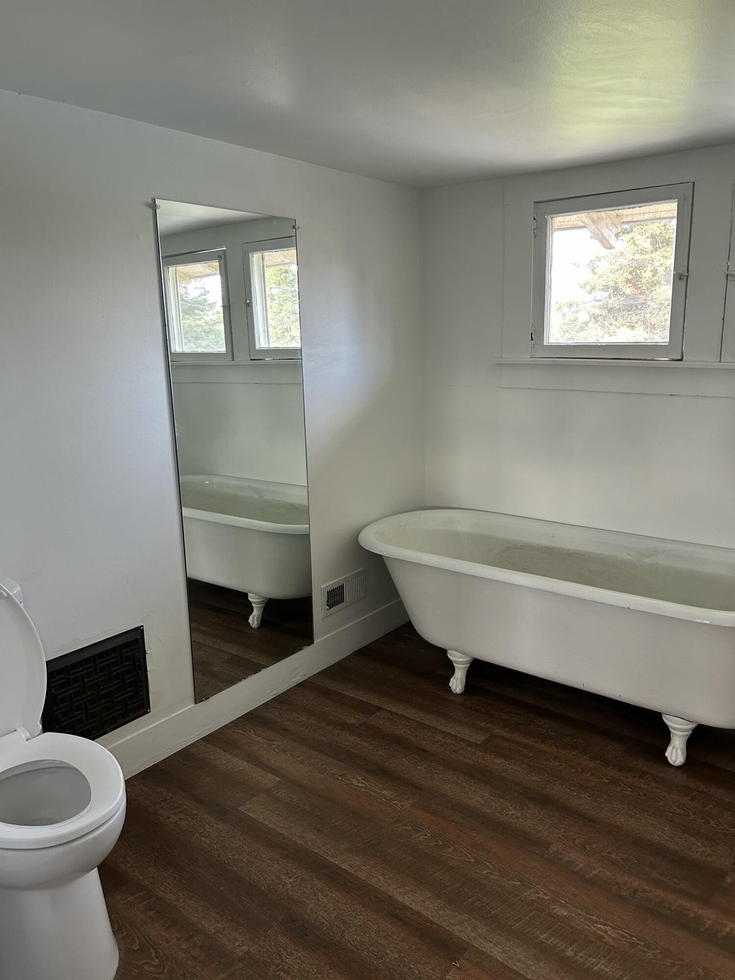 234 S D St, Tulare, CA 93274