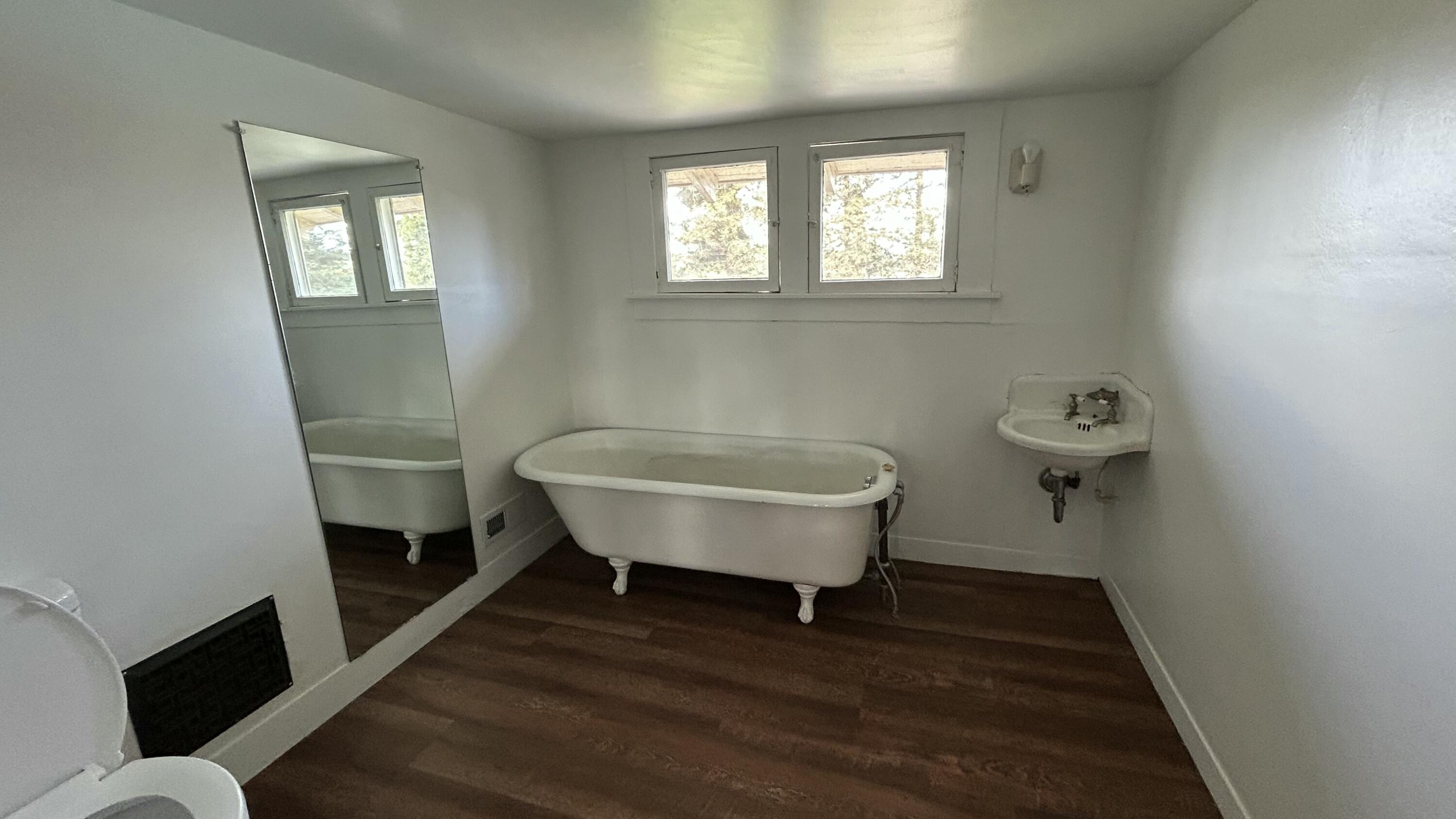 234 S D St, Tulare, CA 93274