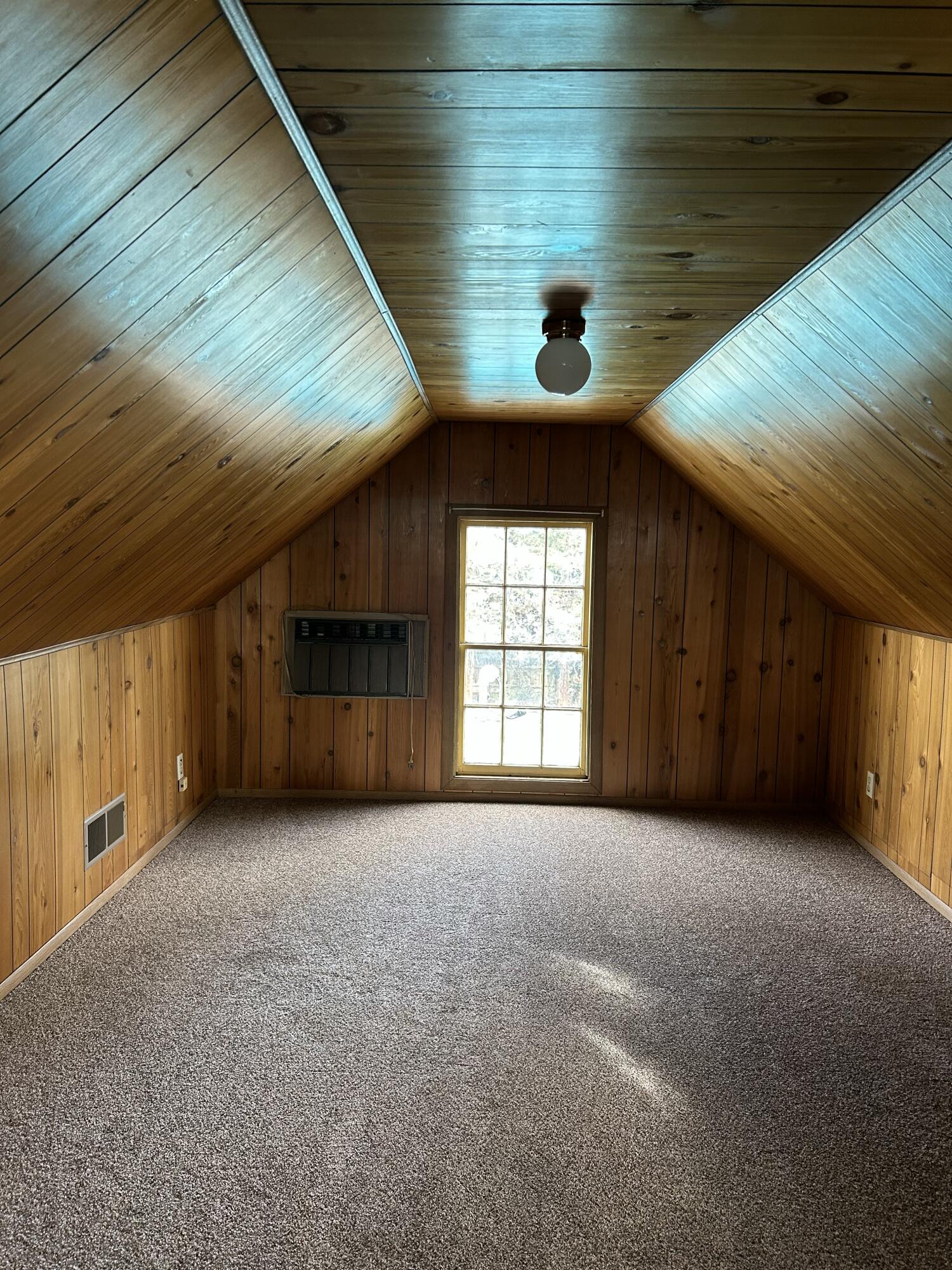 234 S D St, Tulare, CA 93274