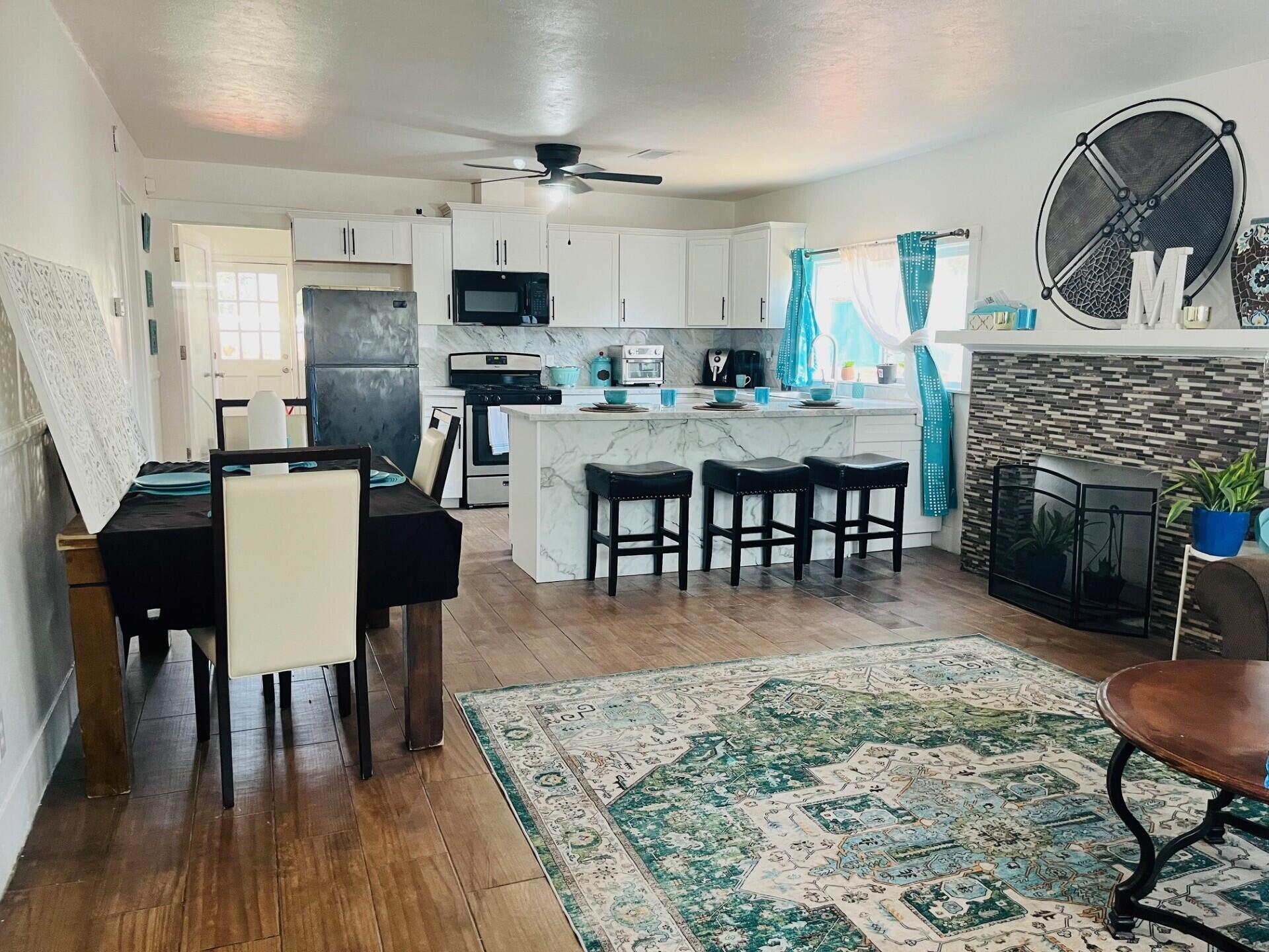 824 N N Willis St, Visalia, CA 93291