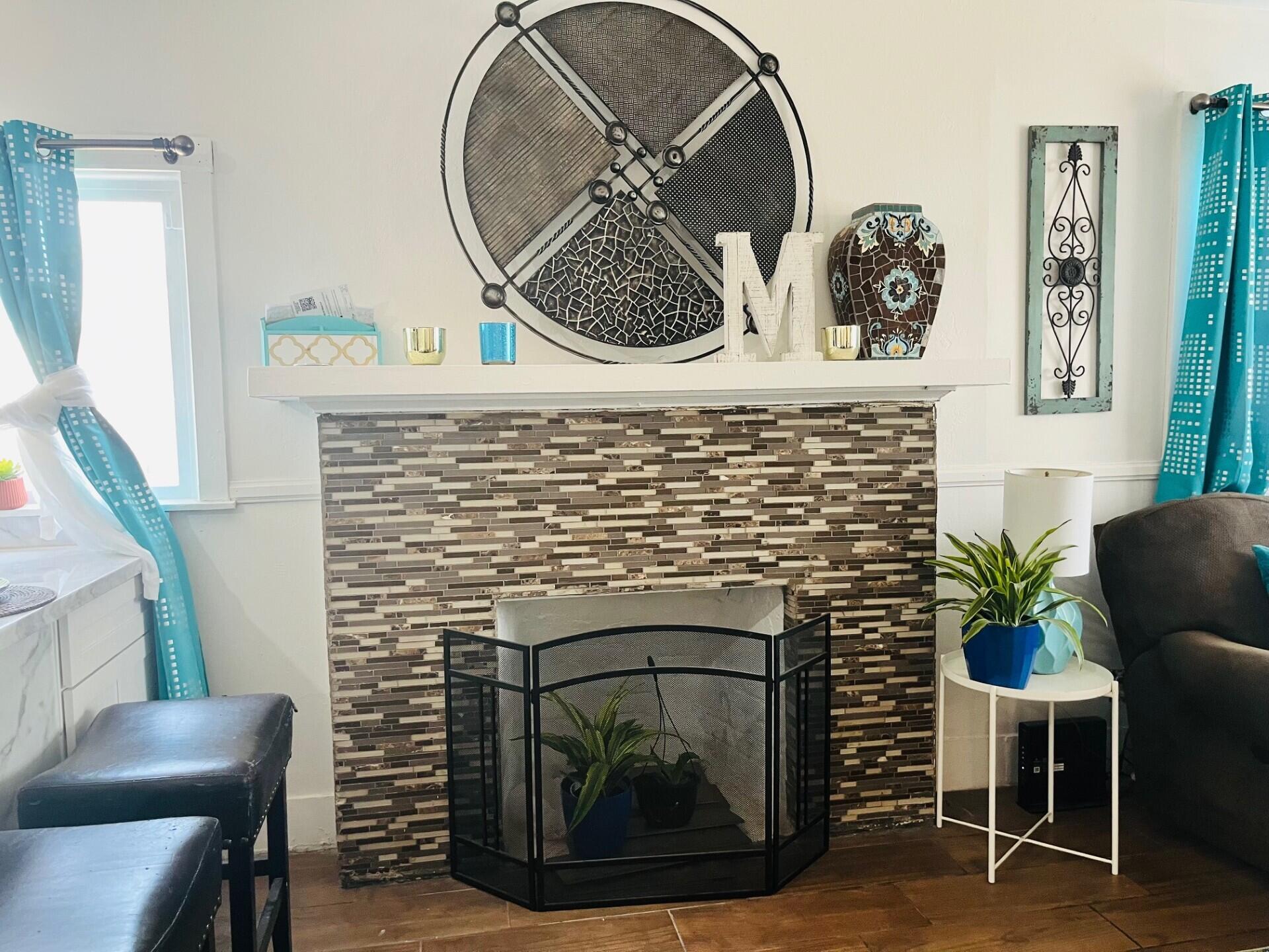 824 N N Willis St, Visalia, CA 93291