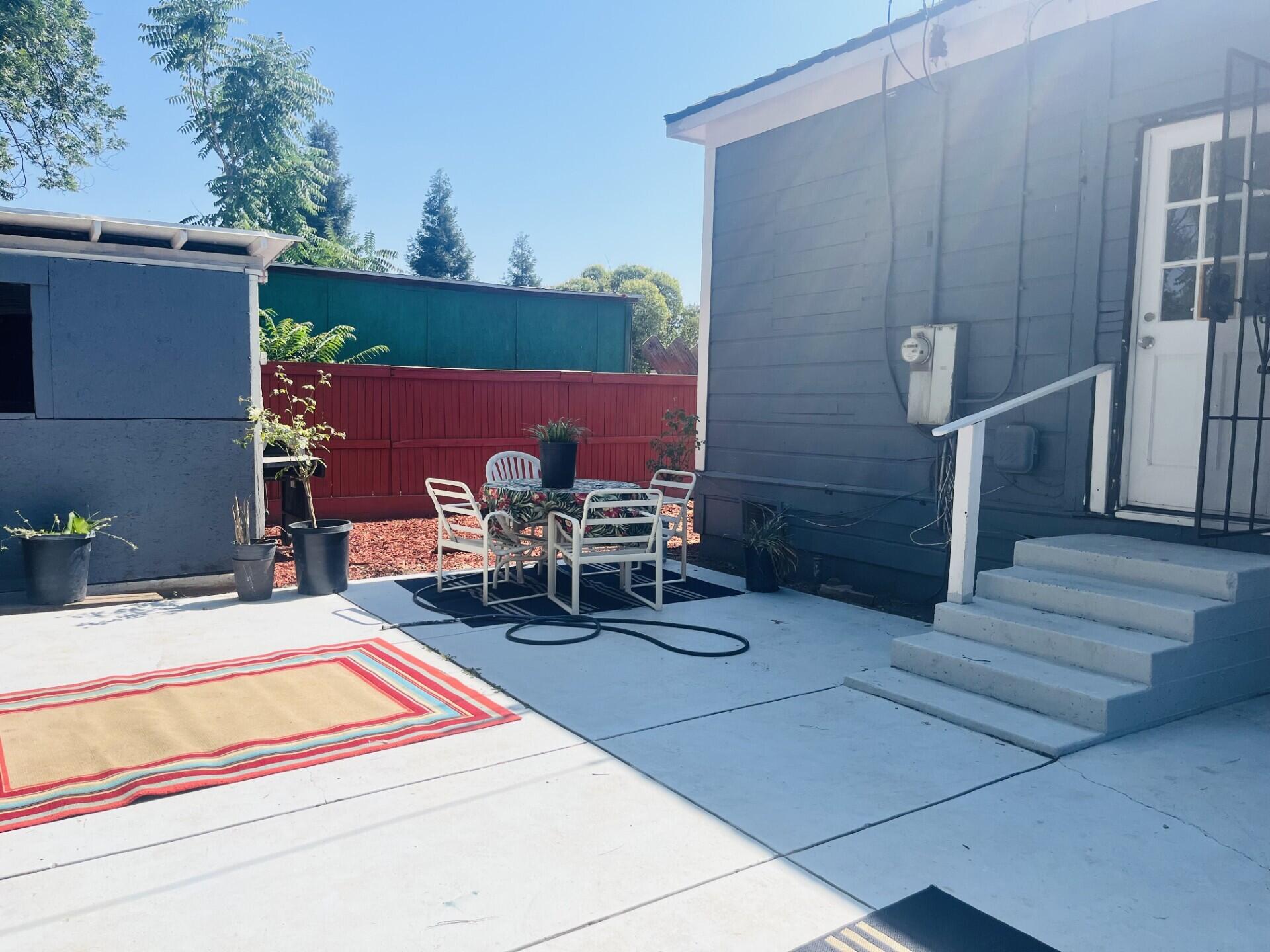 824 N N Willis St, Visalia, CA 93291