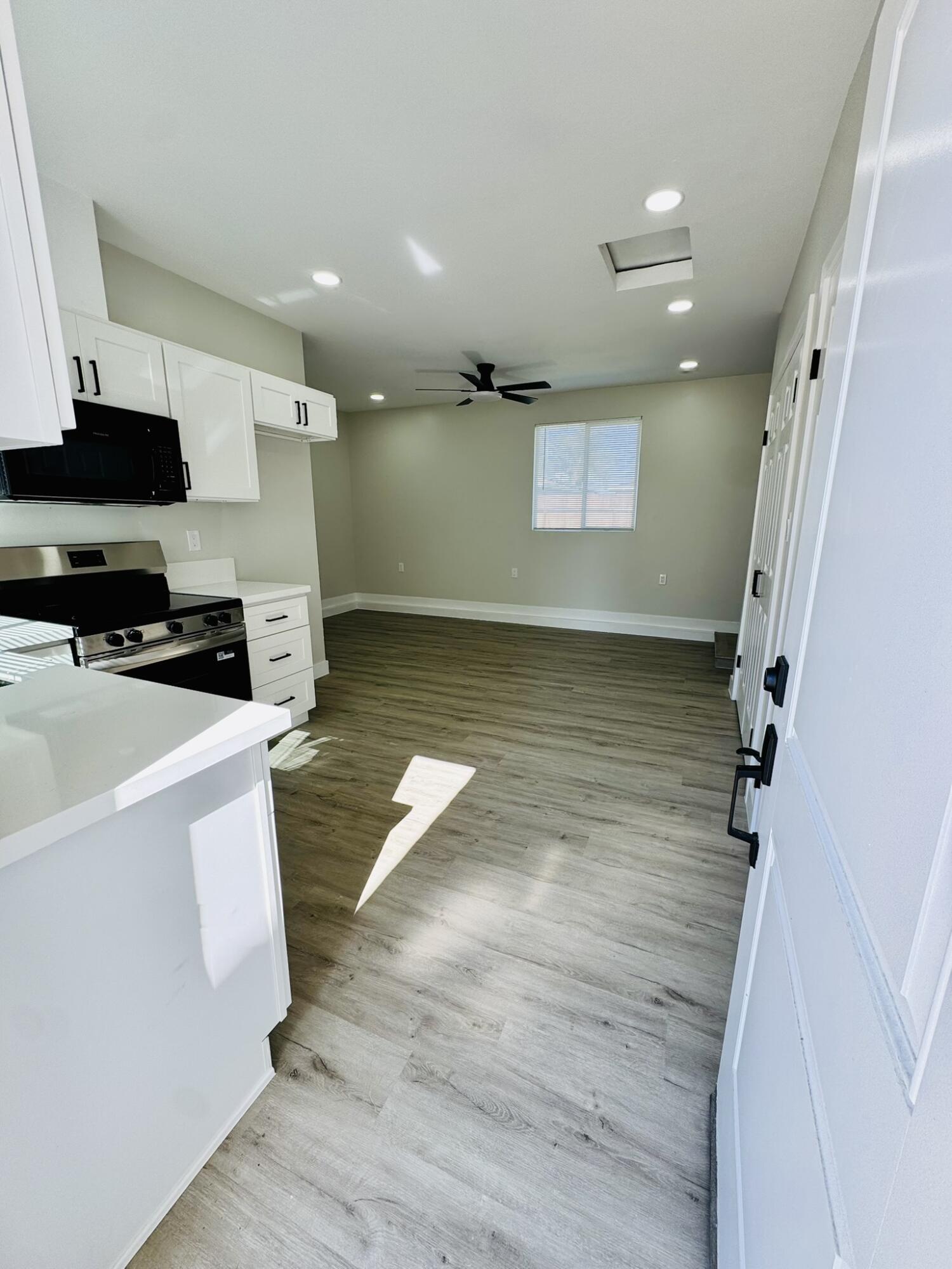 1804 Hodges Ave, Bakersfield, CA 93304