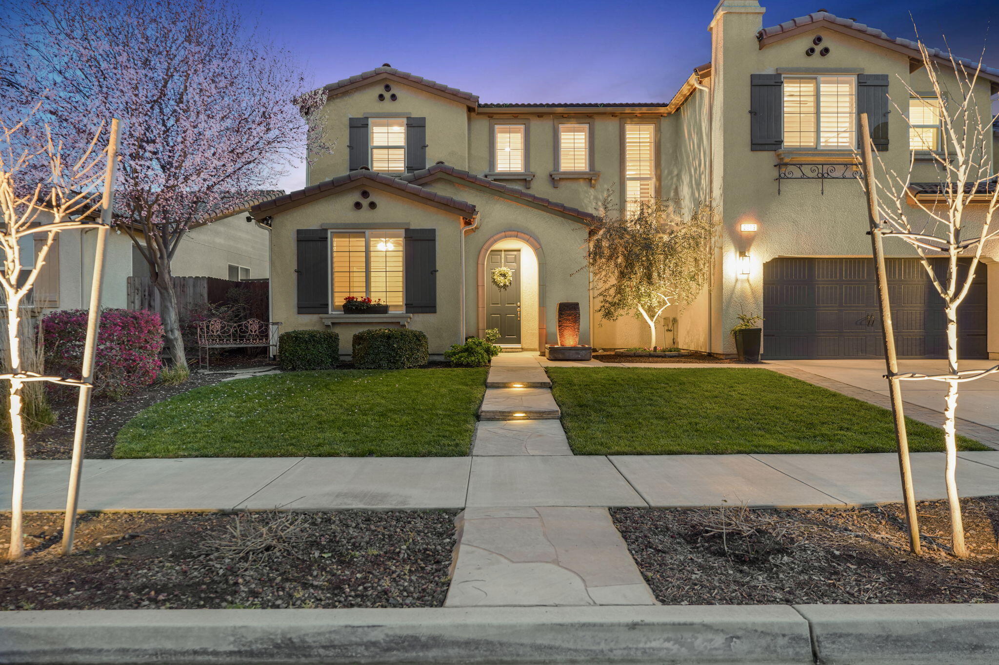 2619 W Connelly Ave, Visalia, CA 93291