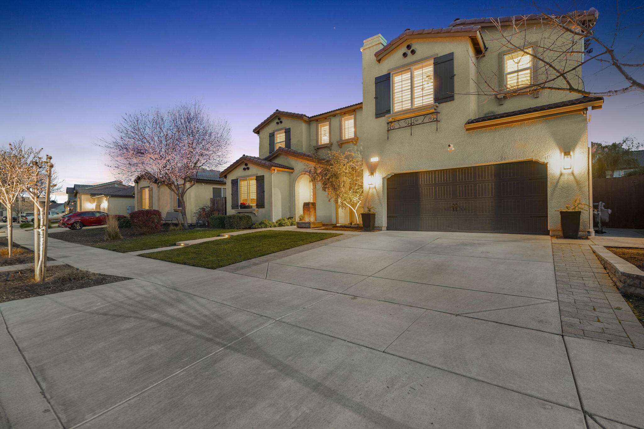 2619 W Connelly Ave, Visalia, CA 93291