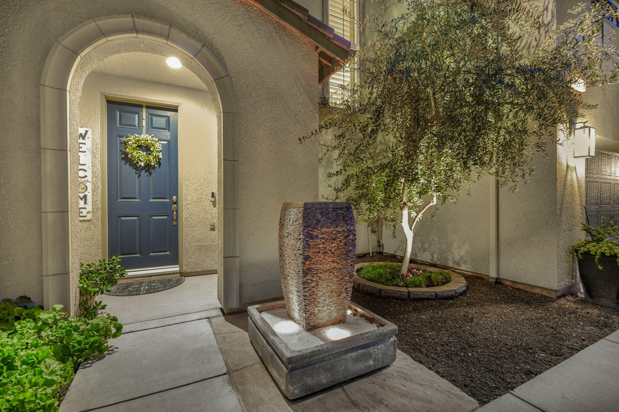 2619 W Connelly Ave, Visalia, CA 93291