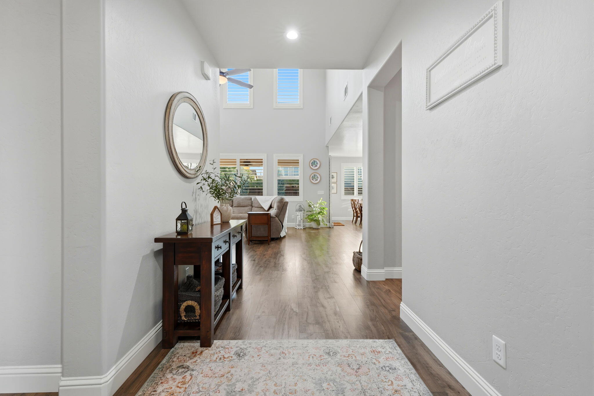 2619 W Connelly Ave, Visalia, CA 93291