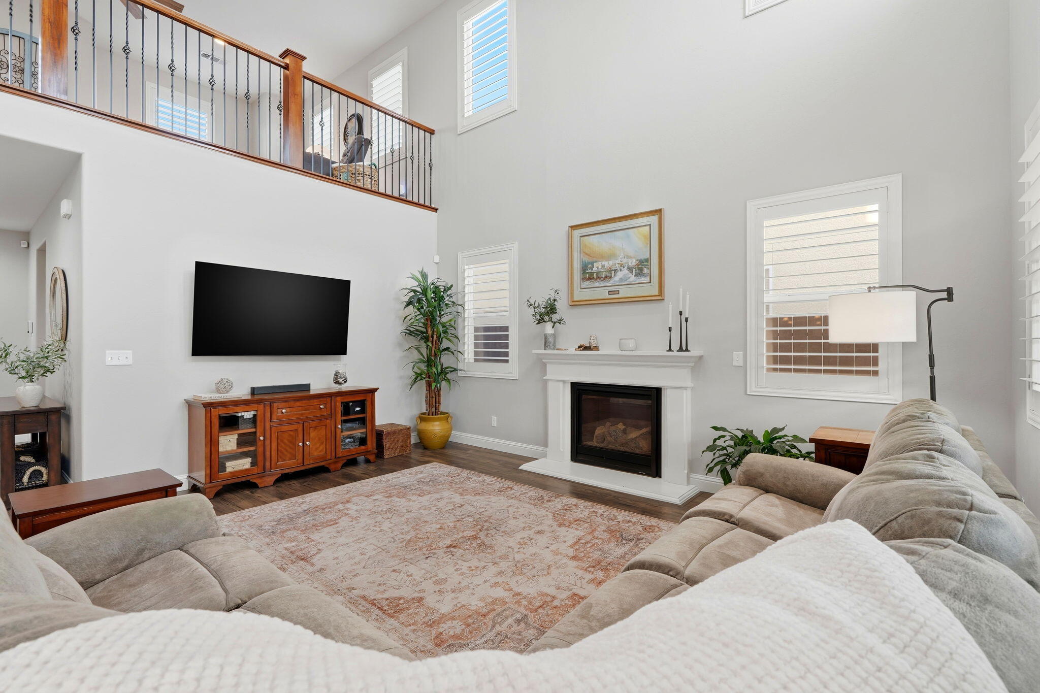 2619 W Connelly Ave, Visalia, CA 93291