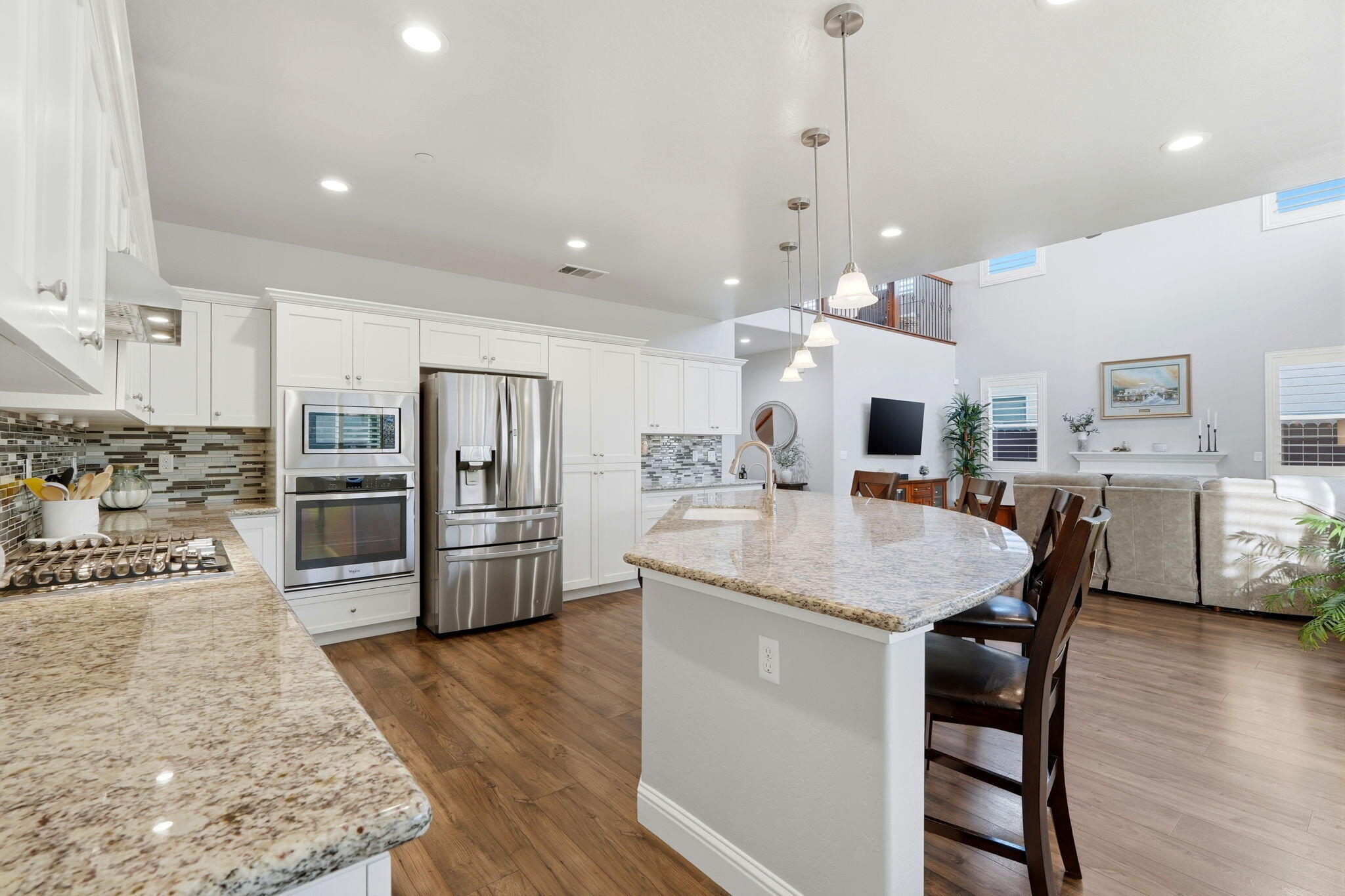 2619 W Connelly Ave, Visalia, CA 93291