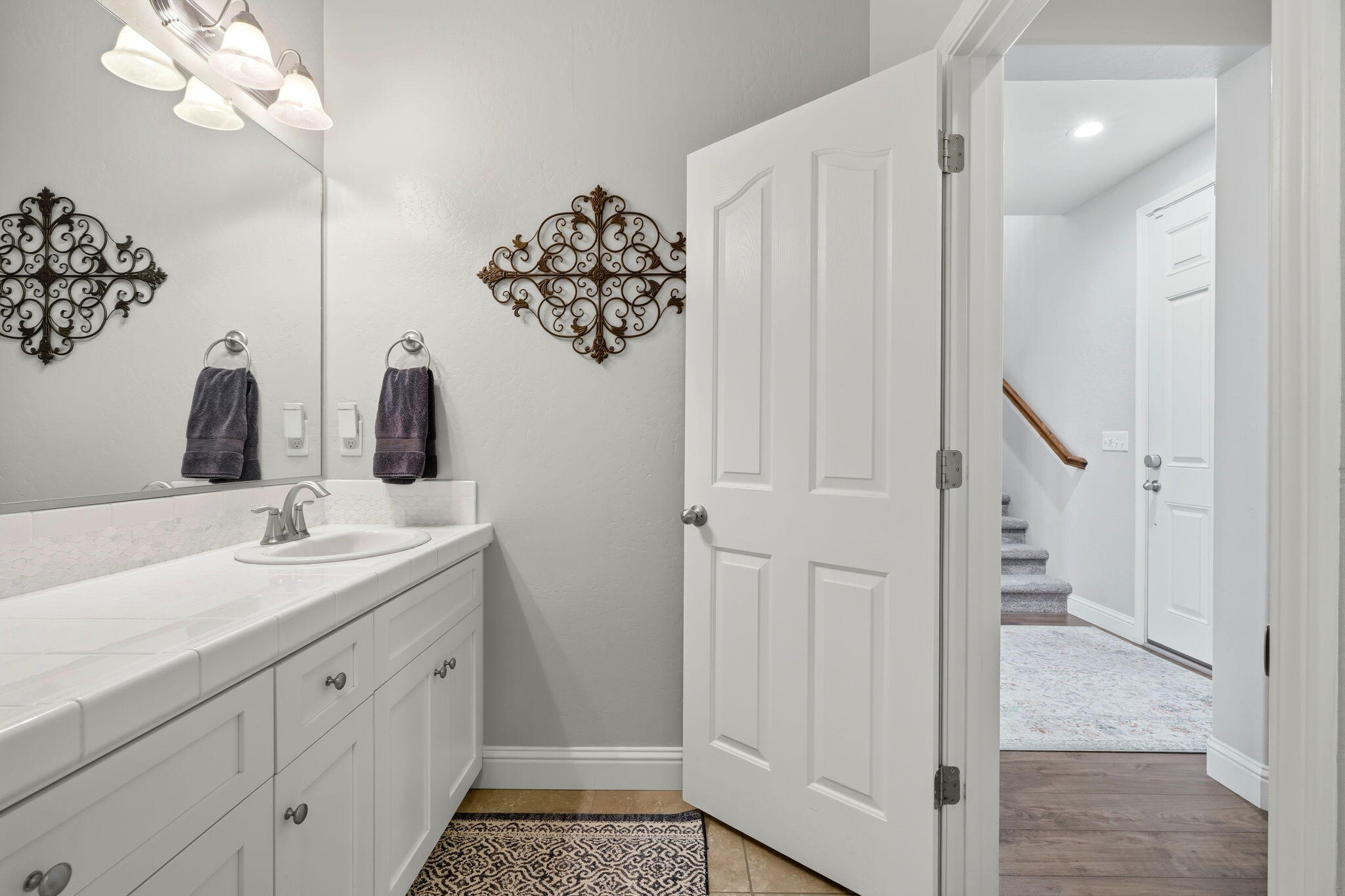 2619 W Connelly Ave, Visalia, CA 93291