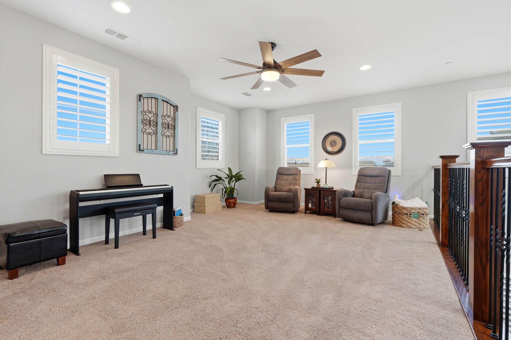 2619 W Connelly Ave, Visalia, CA 93291