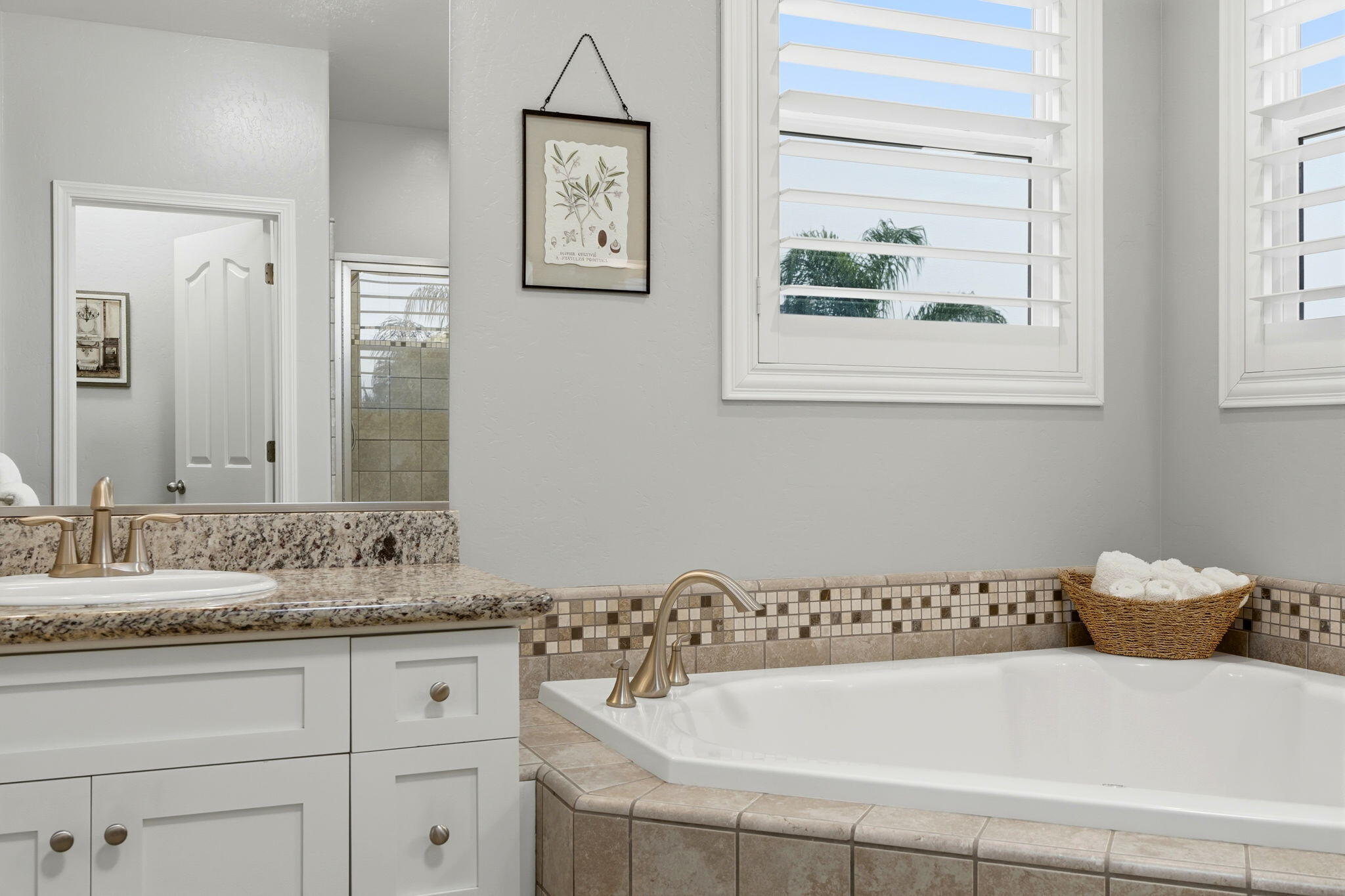 2619 W Connelly Ave, Visalia, CA 93291