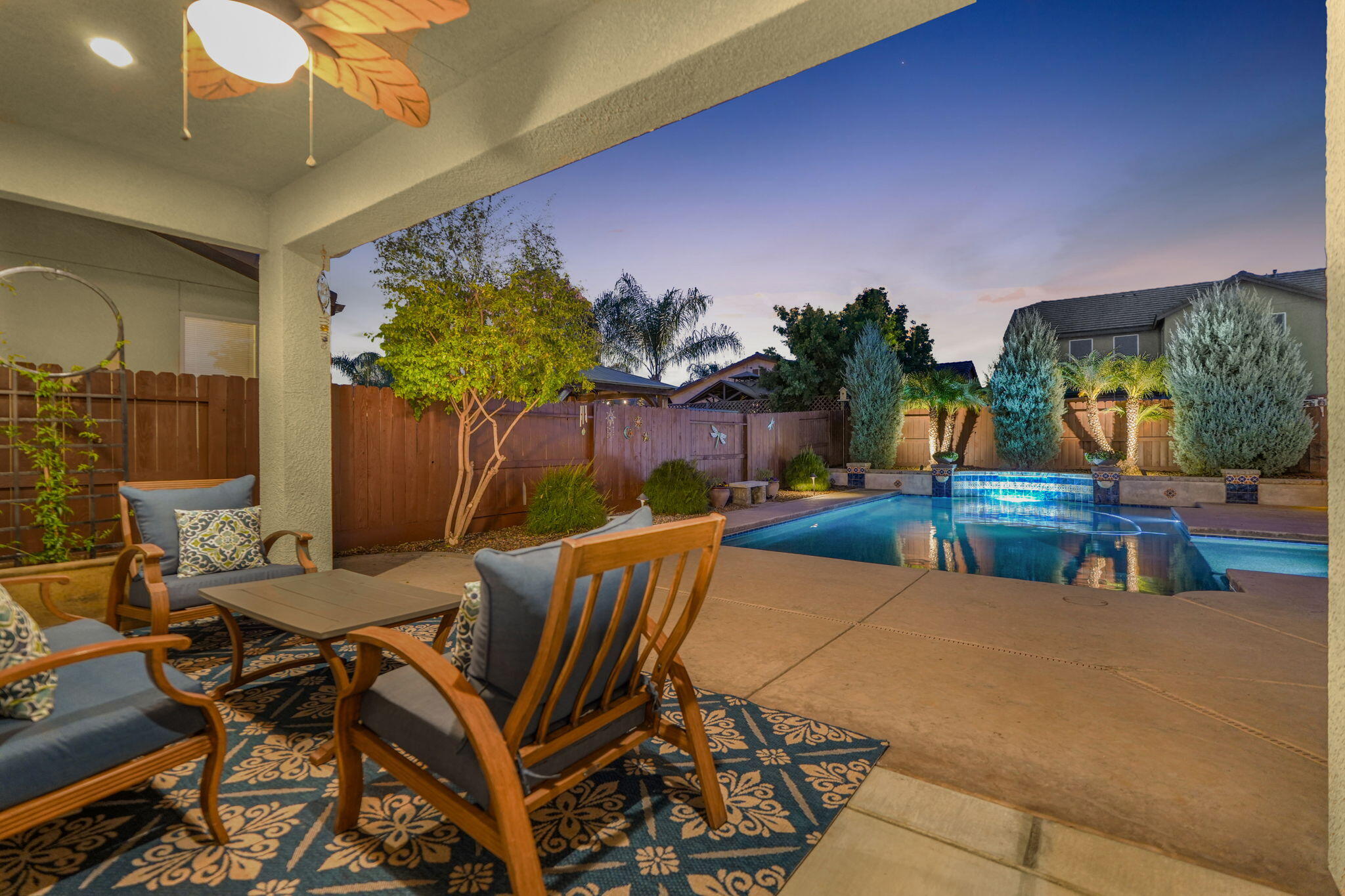 2619 W Connelly Ave, Visalia, CA 93291