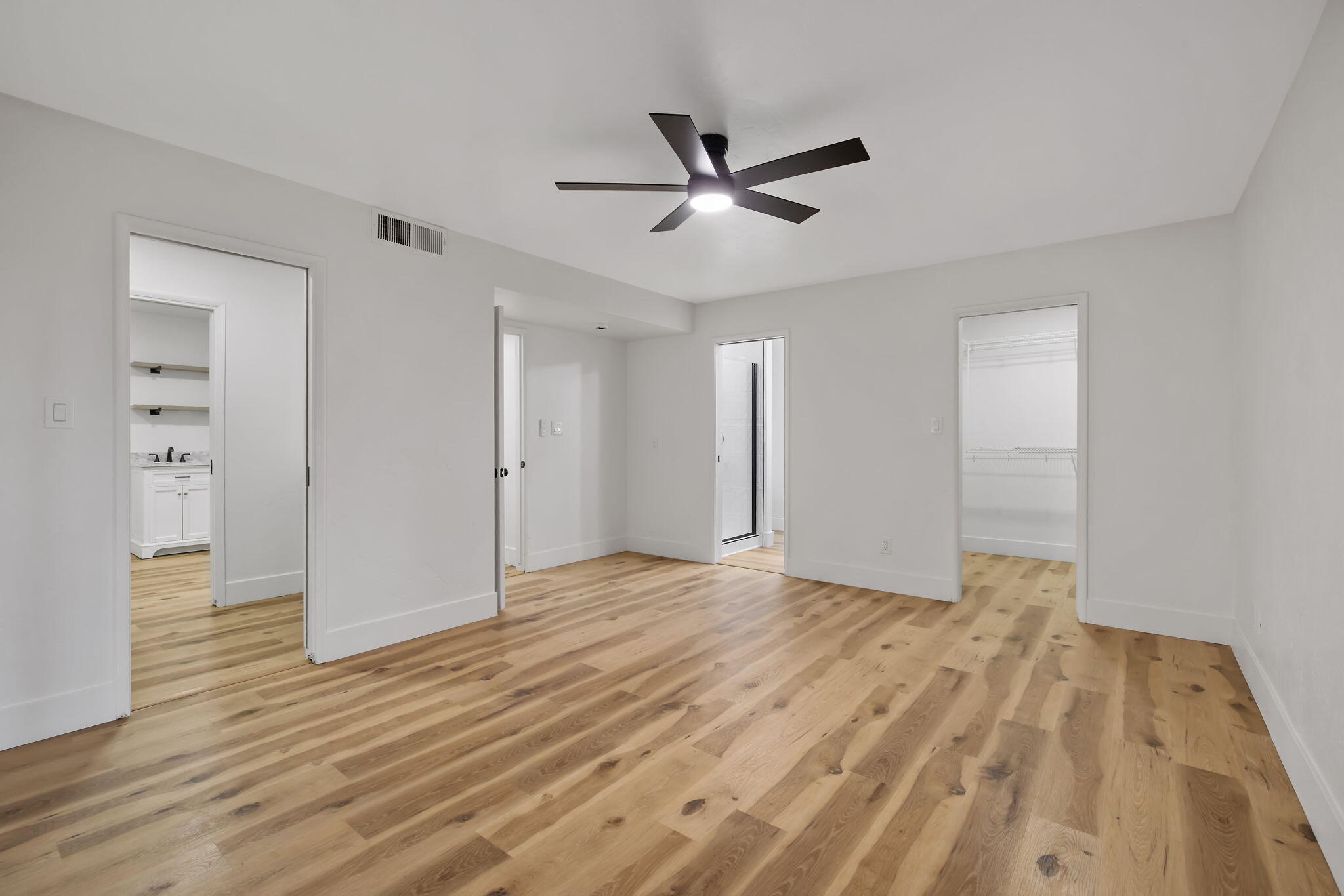 1359 W Millbrae Ave, Fresno, CA 93711