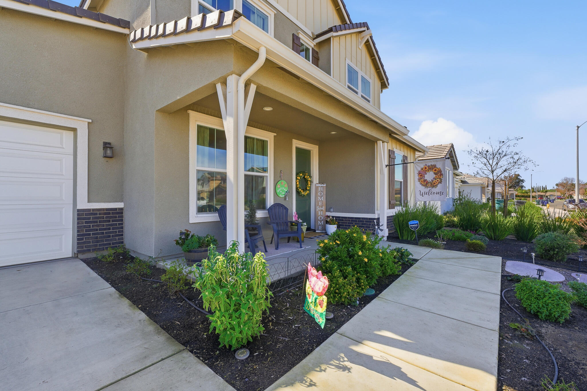 2827 Sand Hills Ave, Tulare, CA 93274