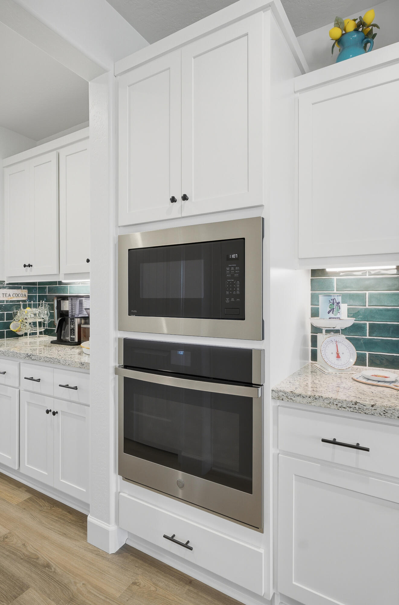 2827 Sand Hills Ave, Tulare, CA 93274