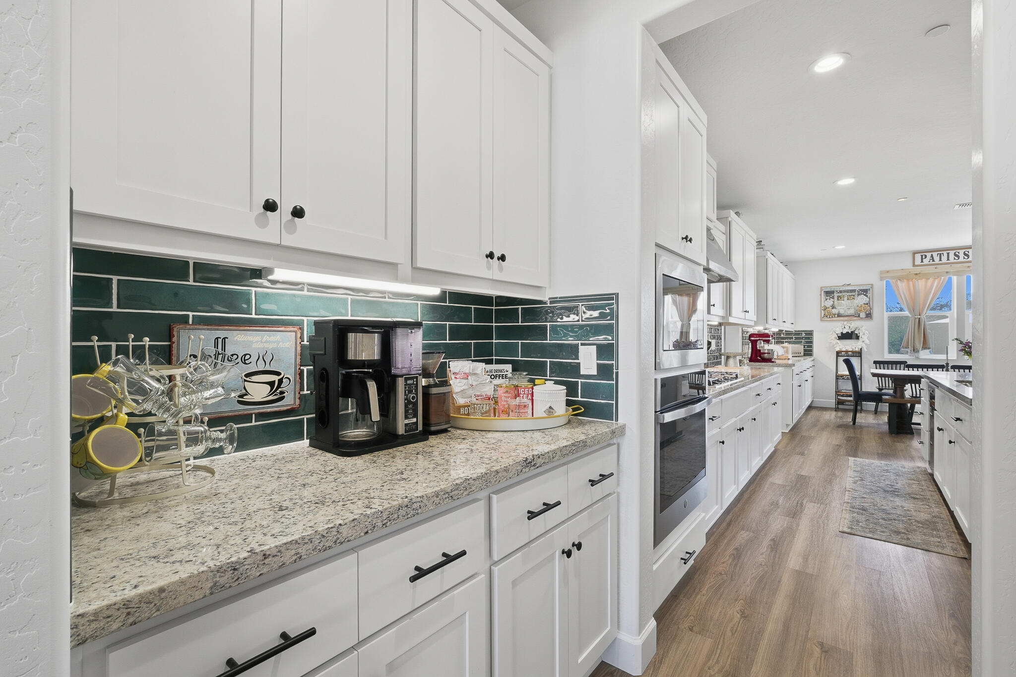 2827 Sand Hills Ave, Tulare, CA 93274