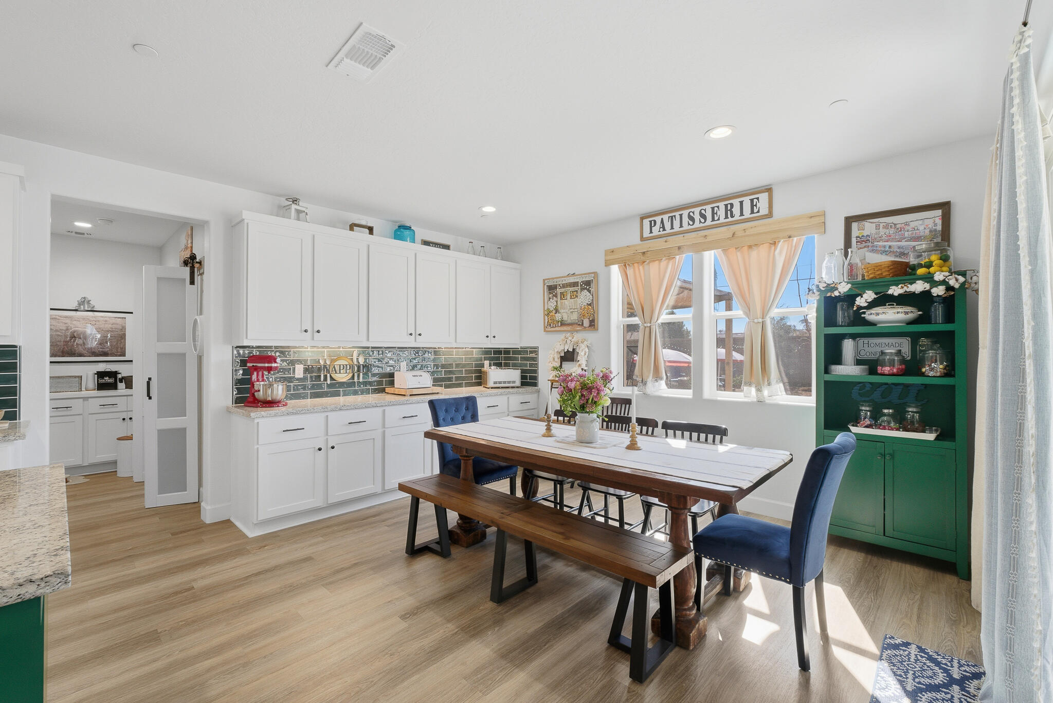 2827 Sand Hills Ave, Tulare, CA 93274