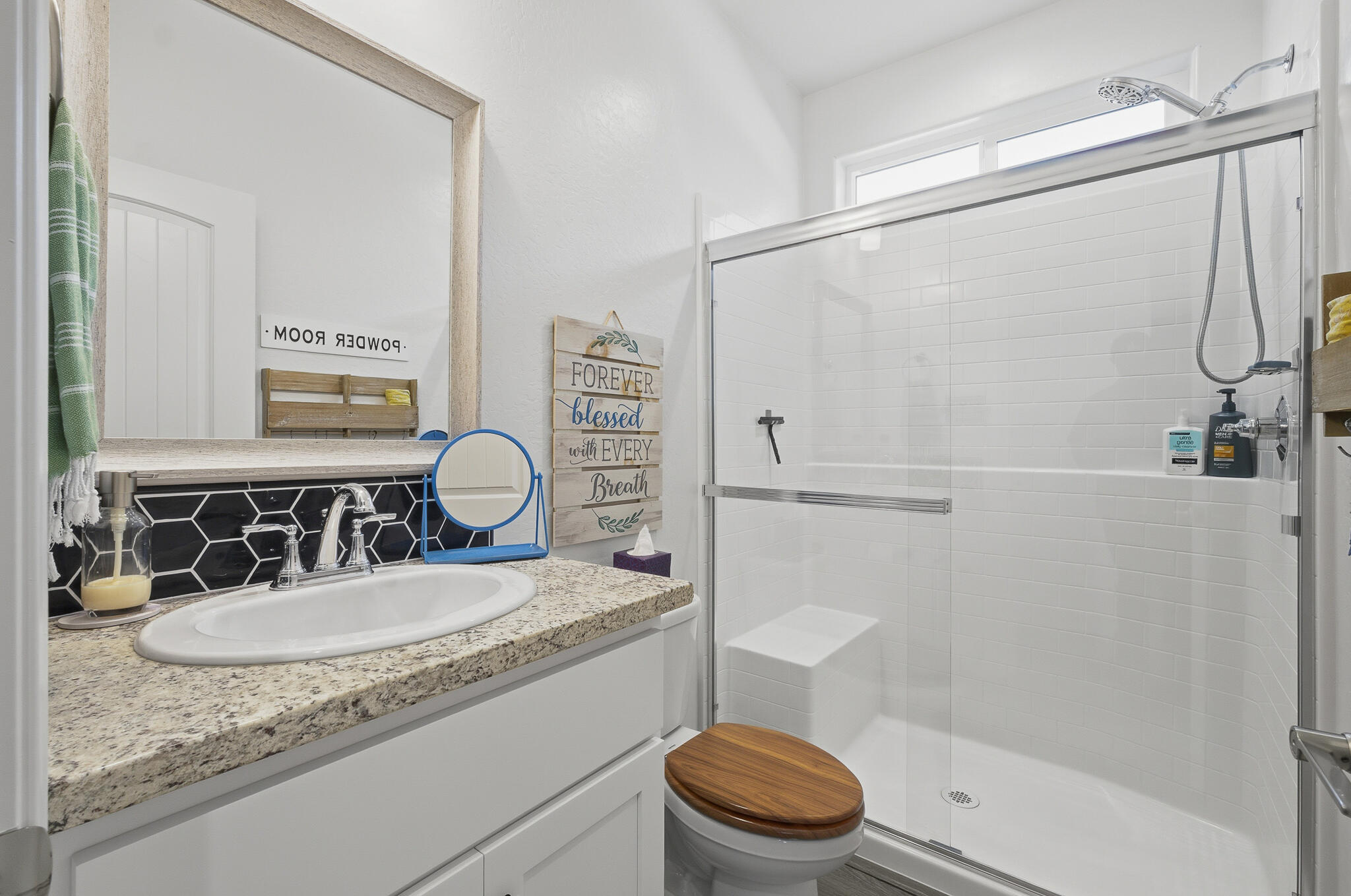 2827 Sand Hills Ave, Tulare, CA 93274