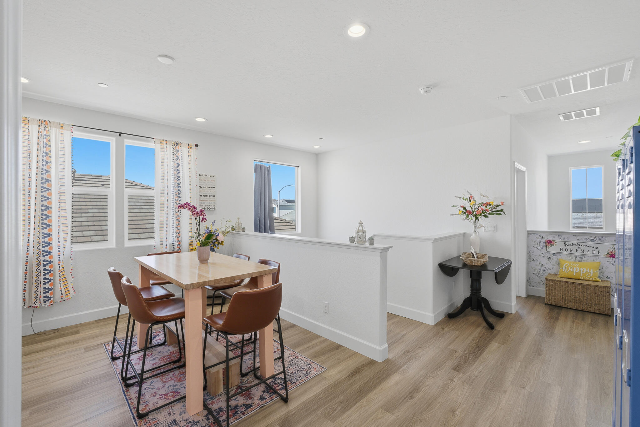 2827 Sand Hills Ave, Tulare, CA 93274