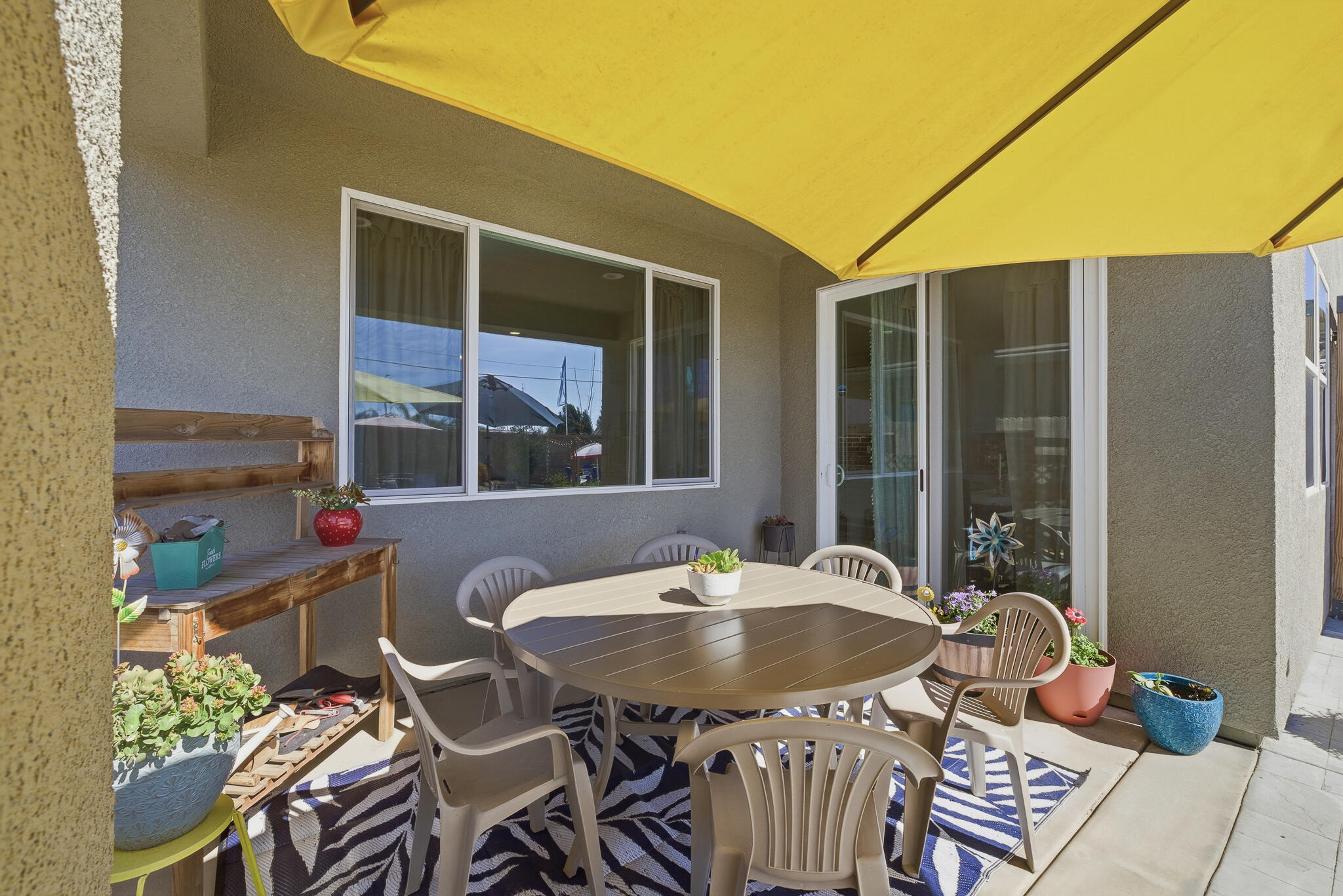 2827 Sand Hills Ave, Tulare, CA 93274