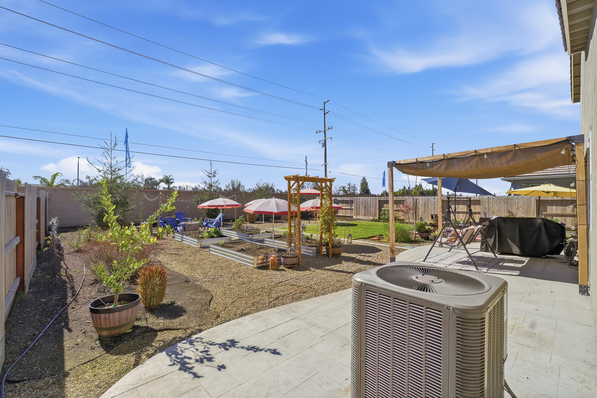 2827 Sand Hills Ave, Tulare, CA 93274