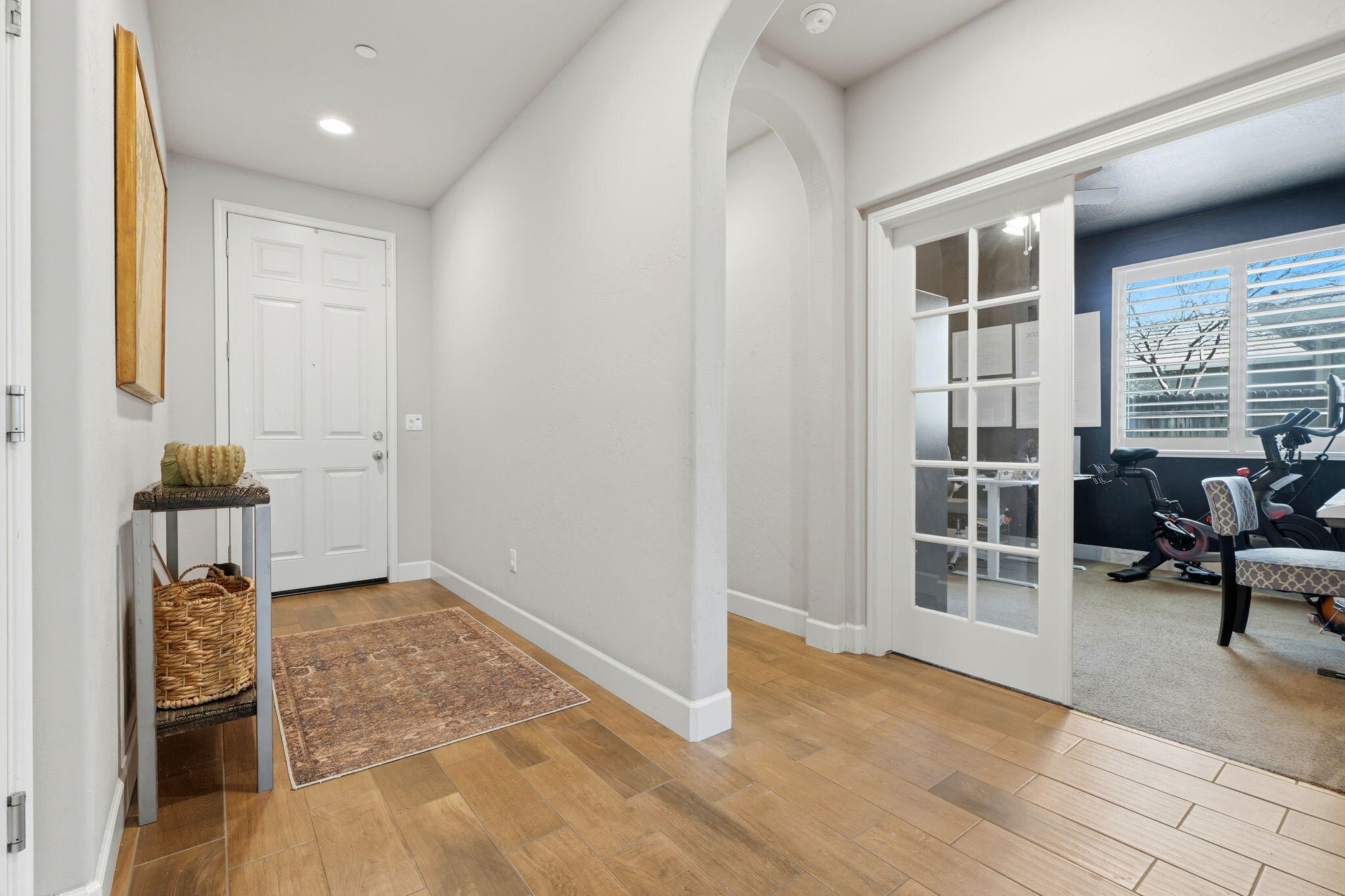 3531 W Perez Ave, Visalia, CA 93291