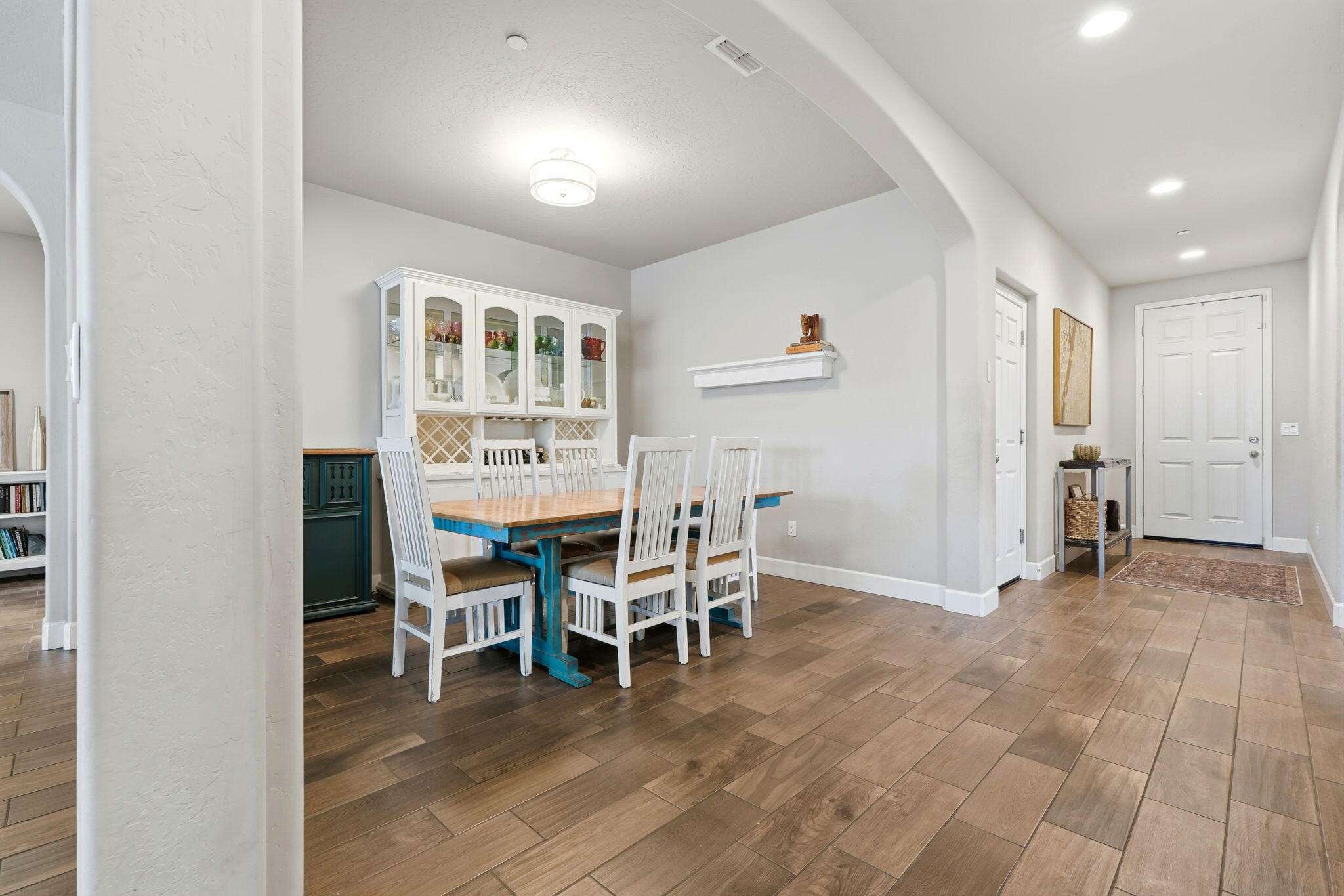 3531 W Perez Ave, Visalia, CA 93291