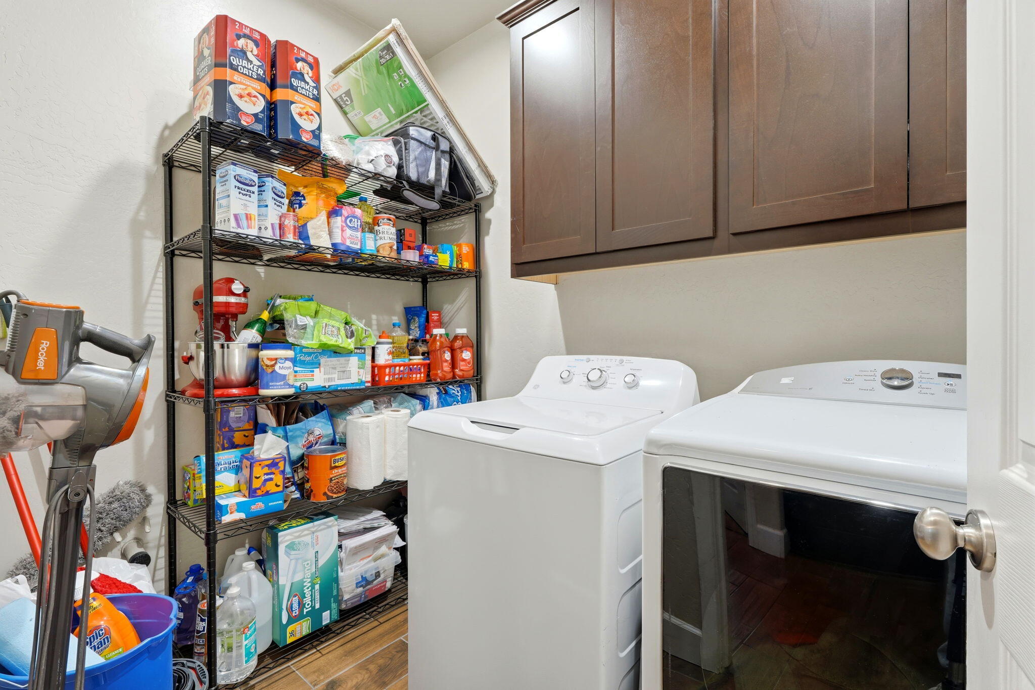 3531 W Perez Ave, Visalia, CA 93291