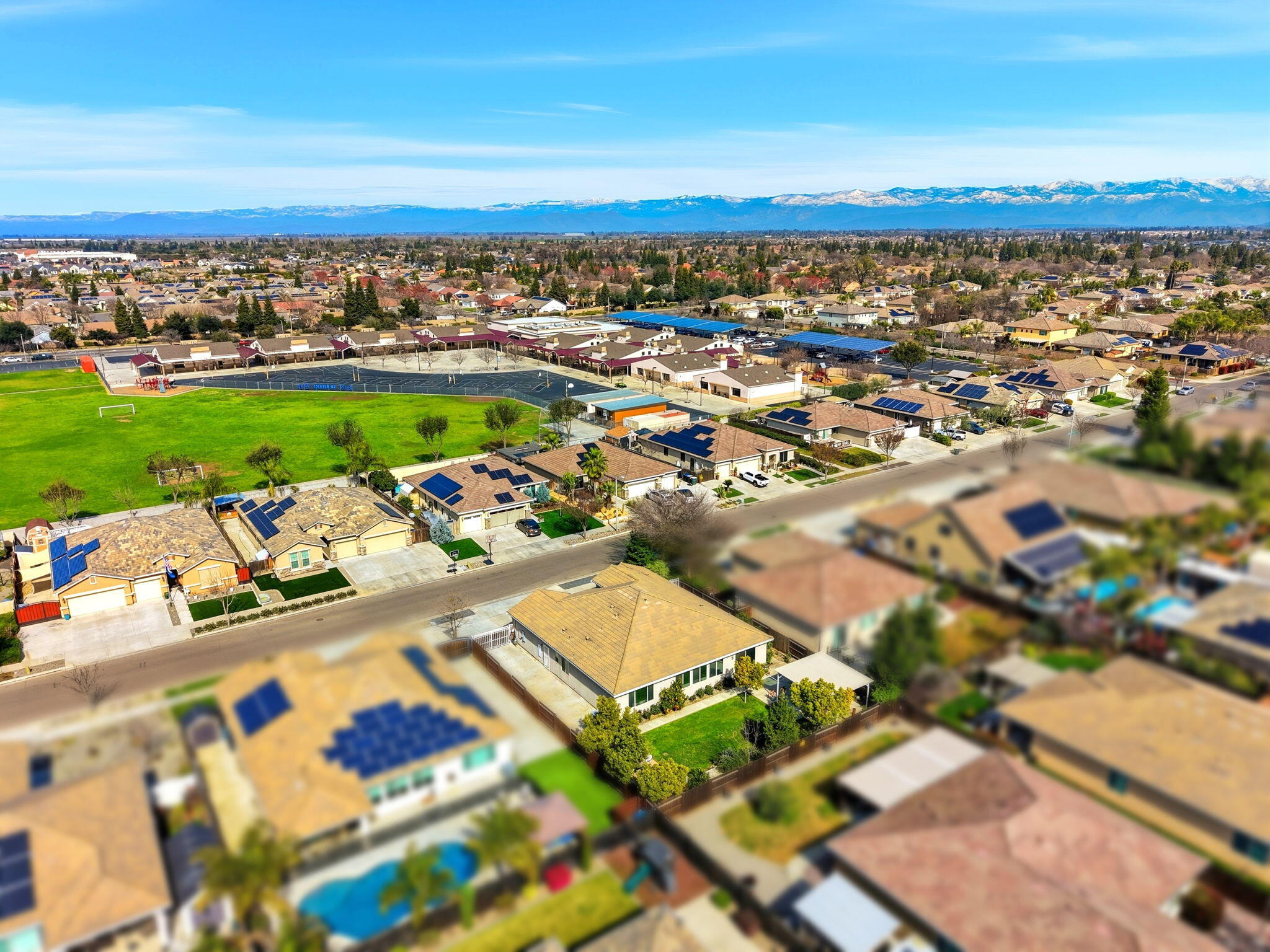 3531 W Perez Ave, Visalia, CA 93291