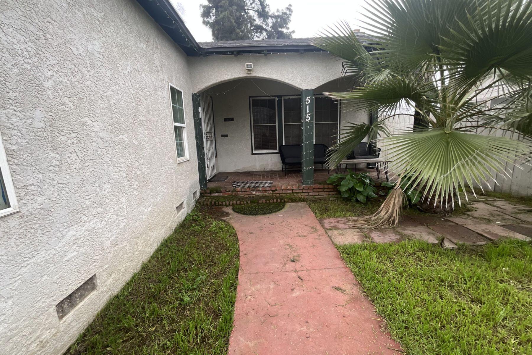 515 Neville St, Hanford, CA 93230