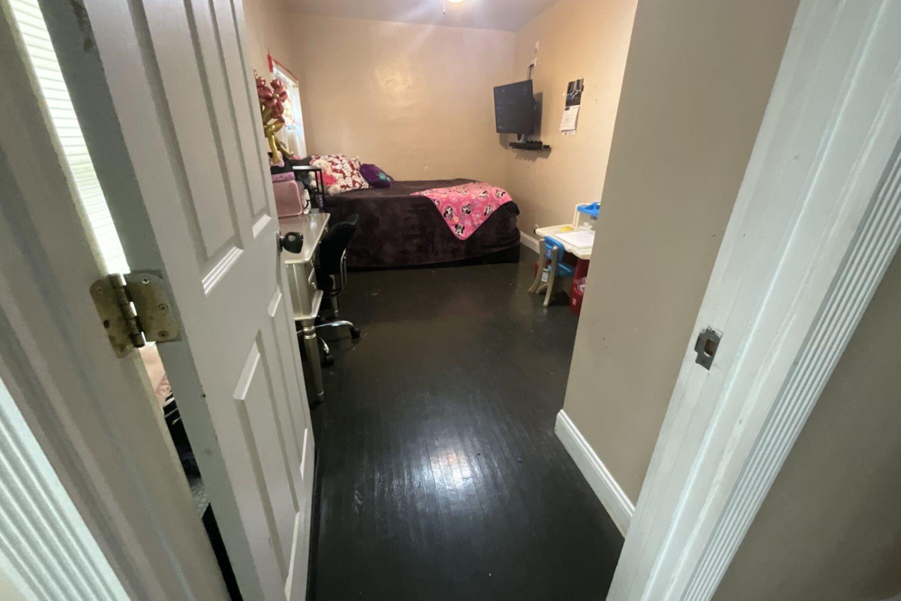 515 Neville St, Hanford, CA 93230