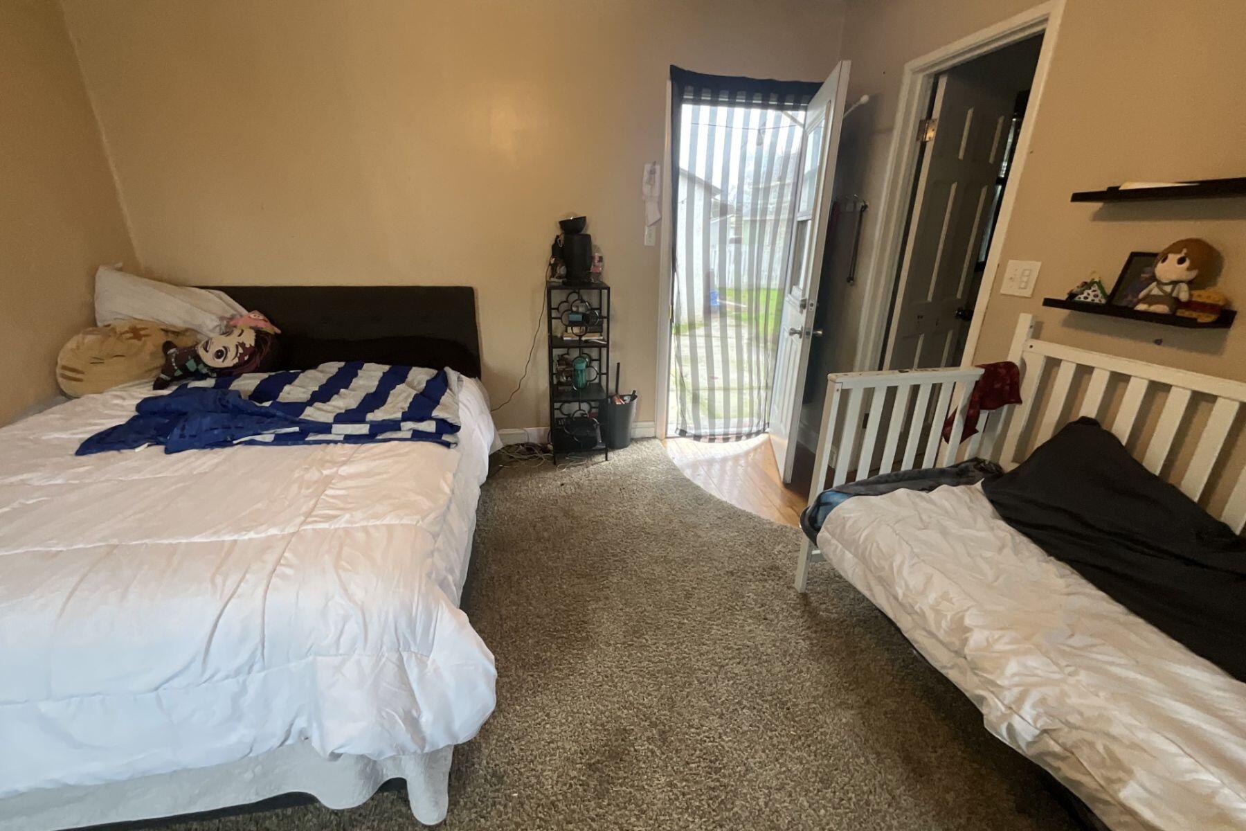 515 Neville St, Hanford, CA 93230