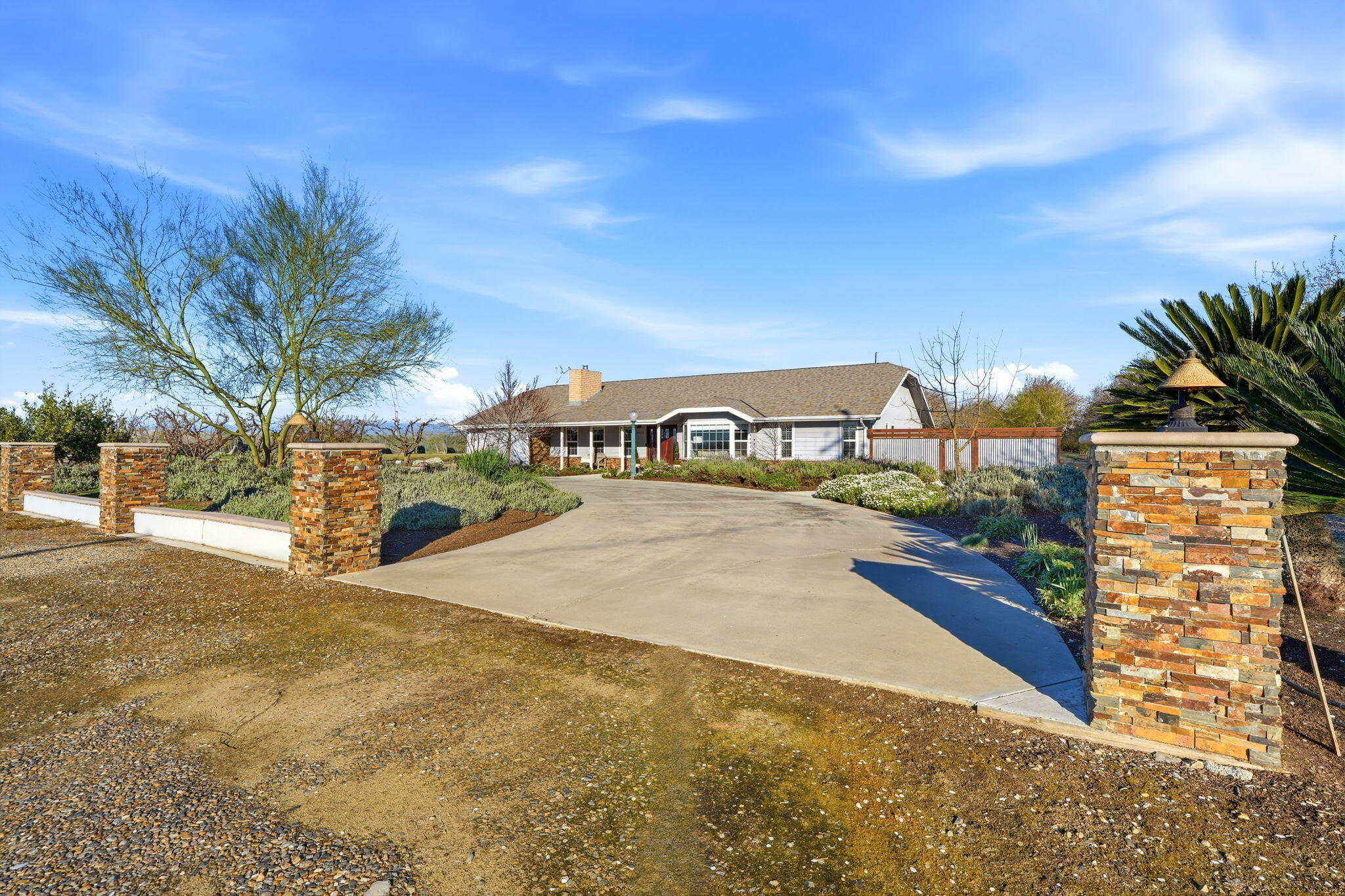 39532 Road 104, Dinuba, CA 93618